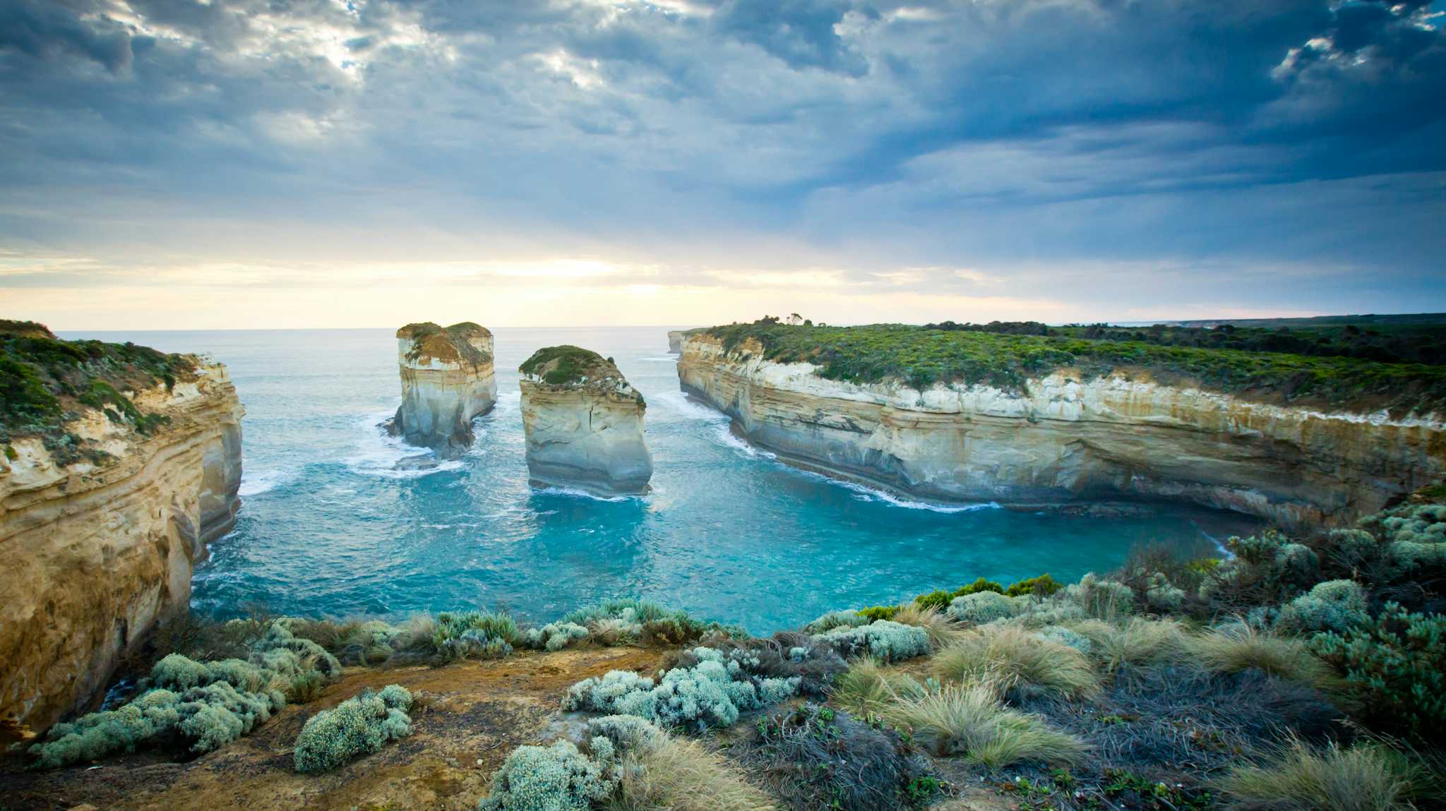 12 Apostles and Loch Ard Gorge