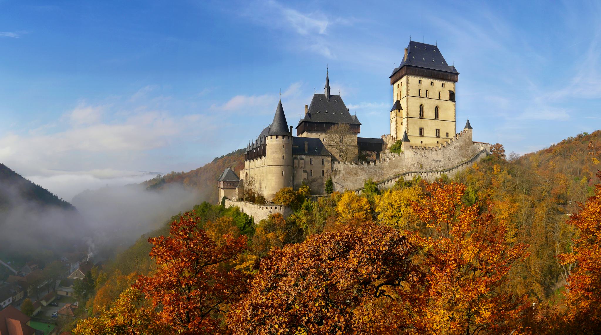 Prague to Karlstejn and Krivoklat Castle: Private, guided day tour