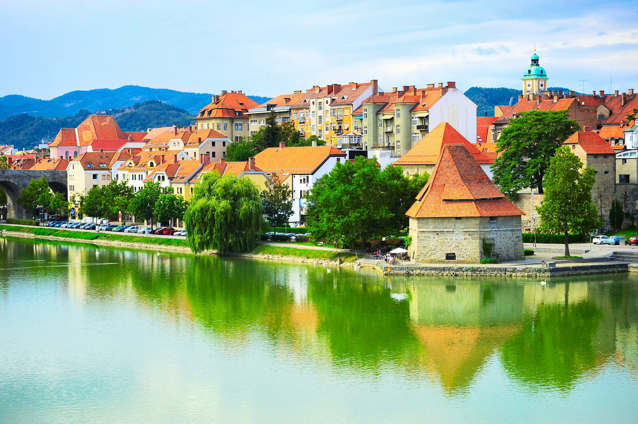 Ljubljana to Kranj and Maribor: Private day trip