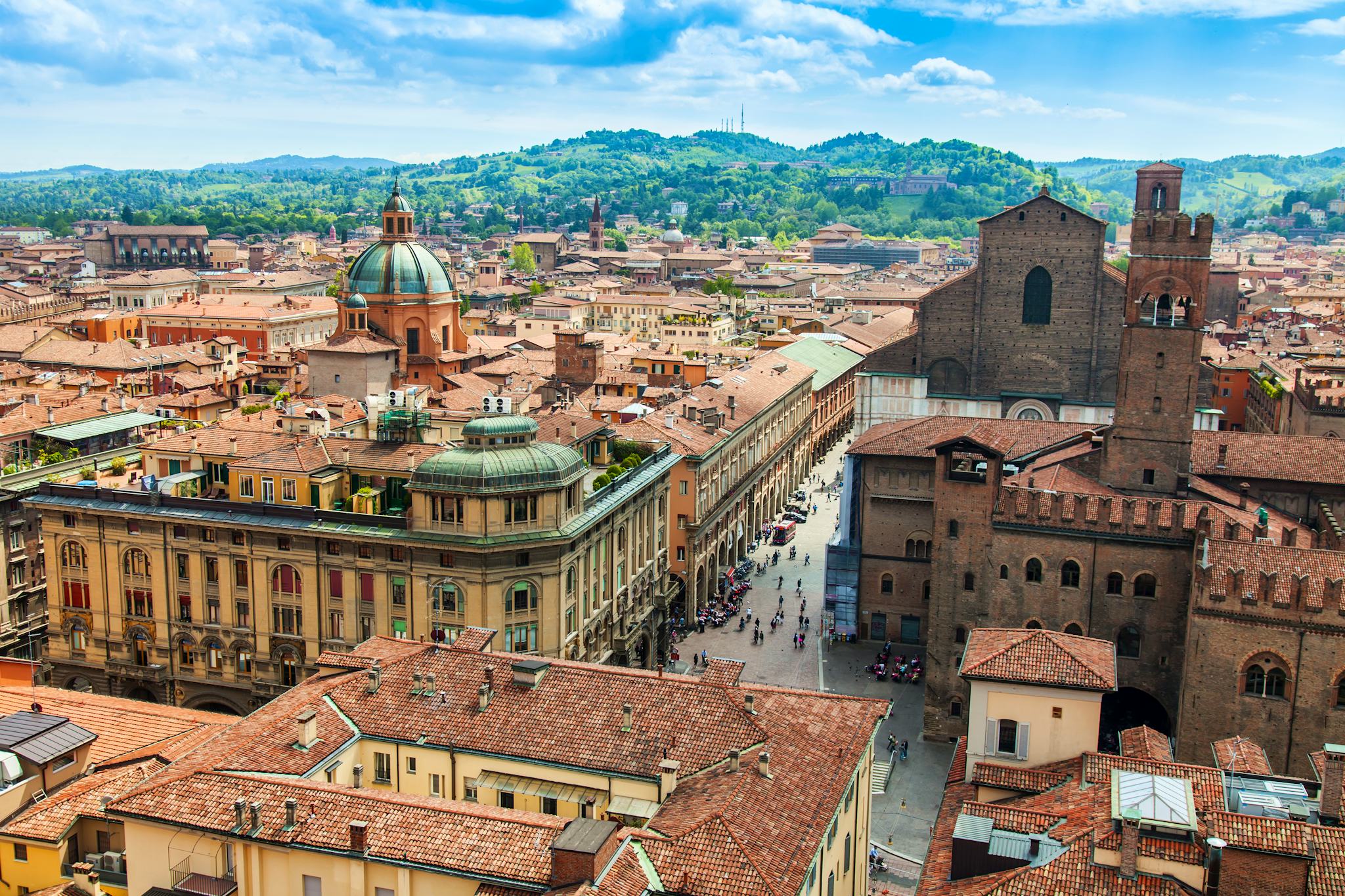 Modena to Bologna: Private day trip