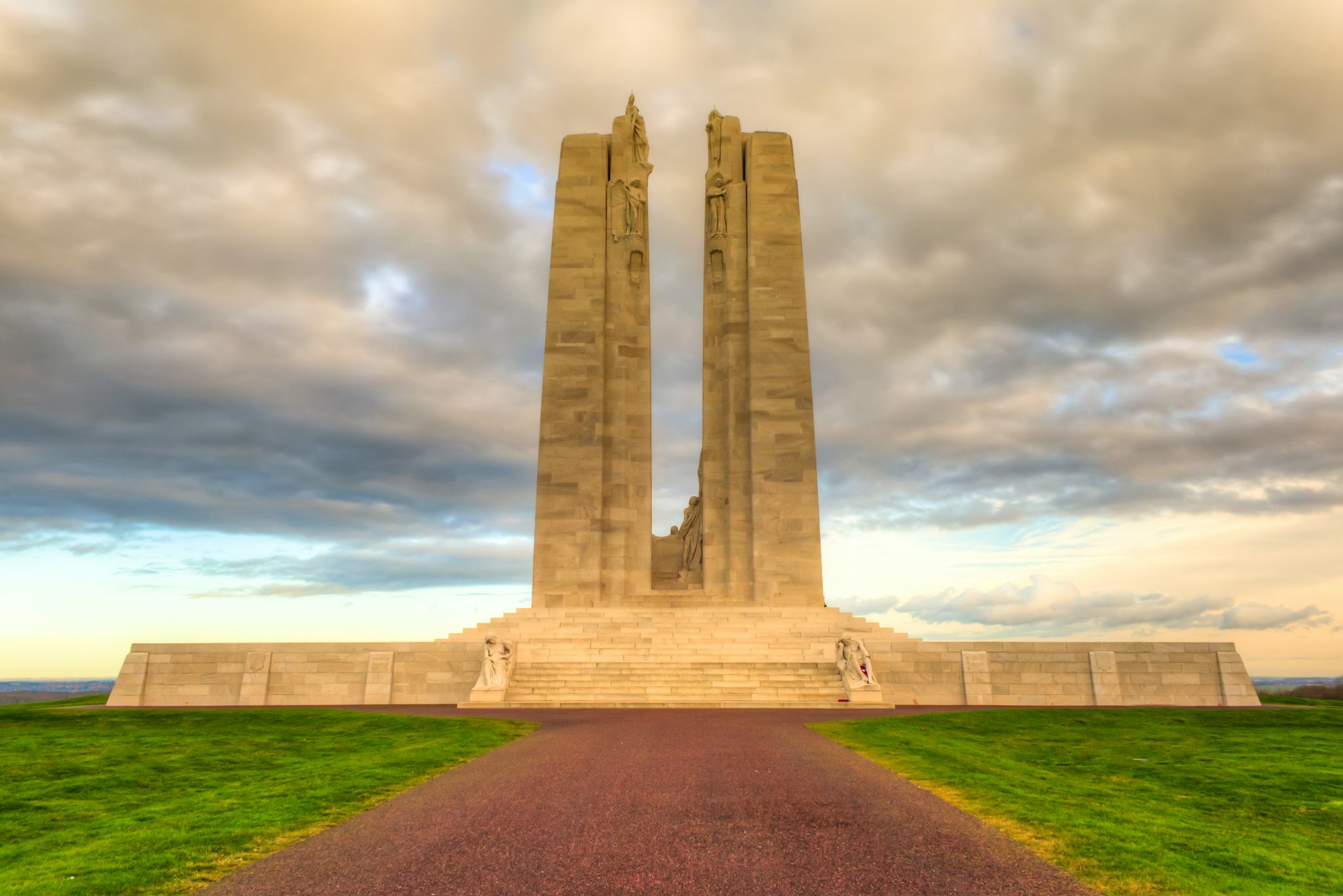 Lille to Arras and Canadian National Vimy Memorial: Day trip