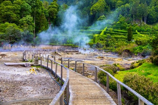 Furnas