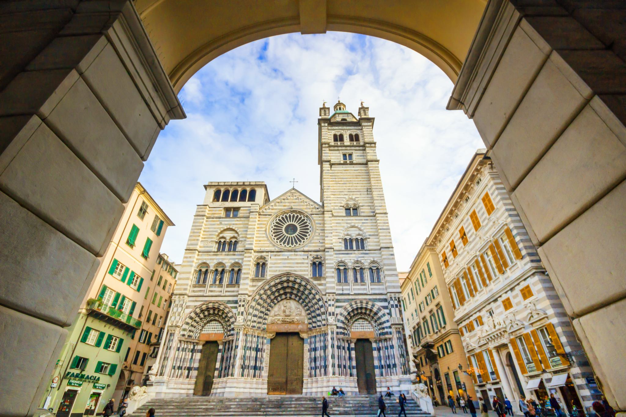 La Spezia to Genoa: Private day trip