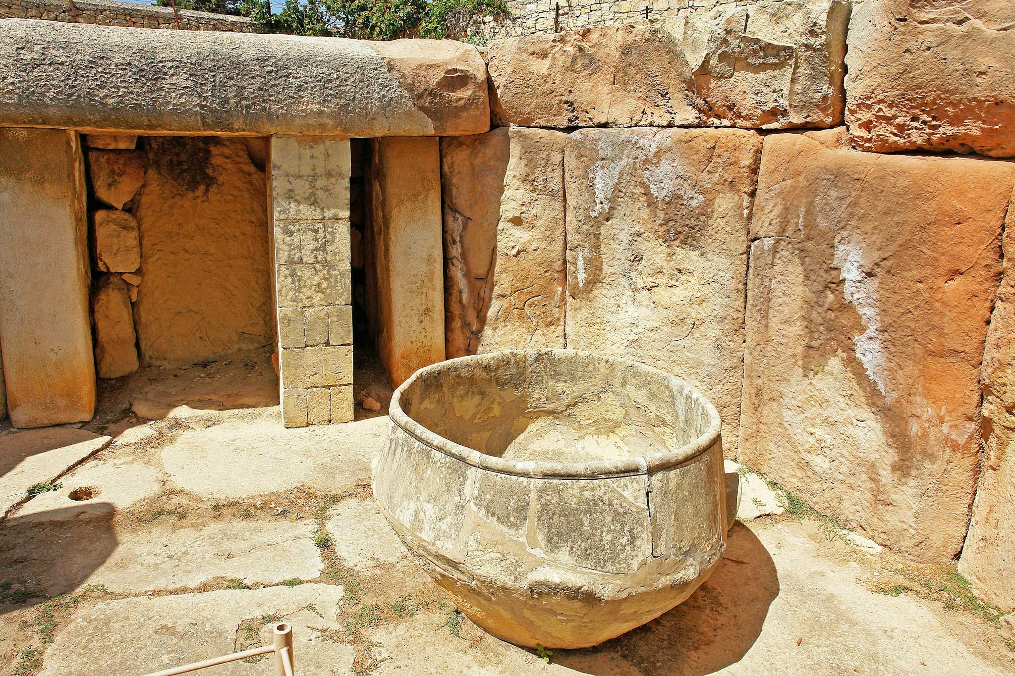 Hal Saflieni Hypogeum and the Tarxien temples