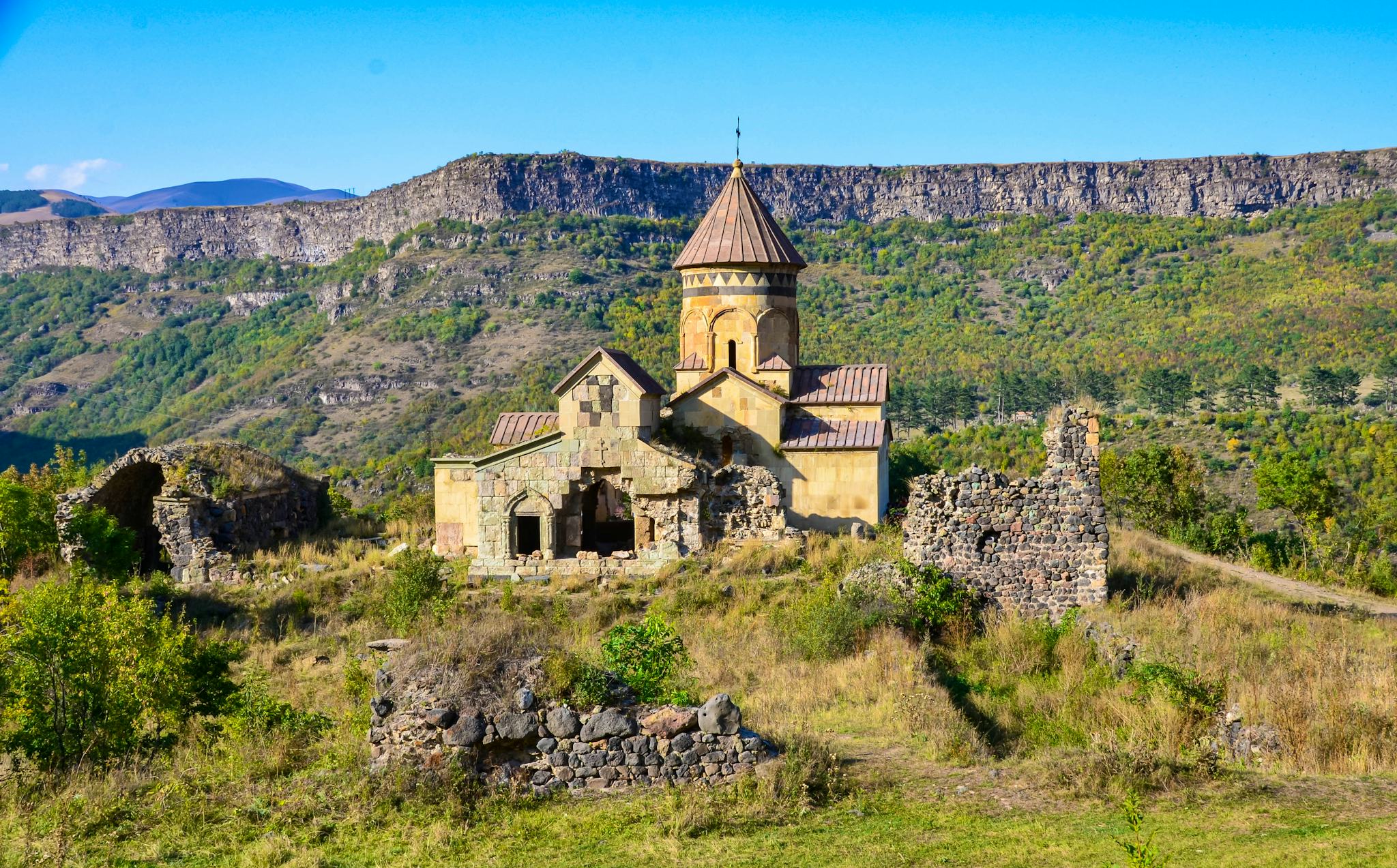 Hnevank Monastery