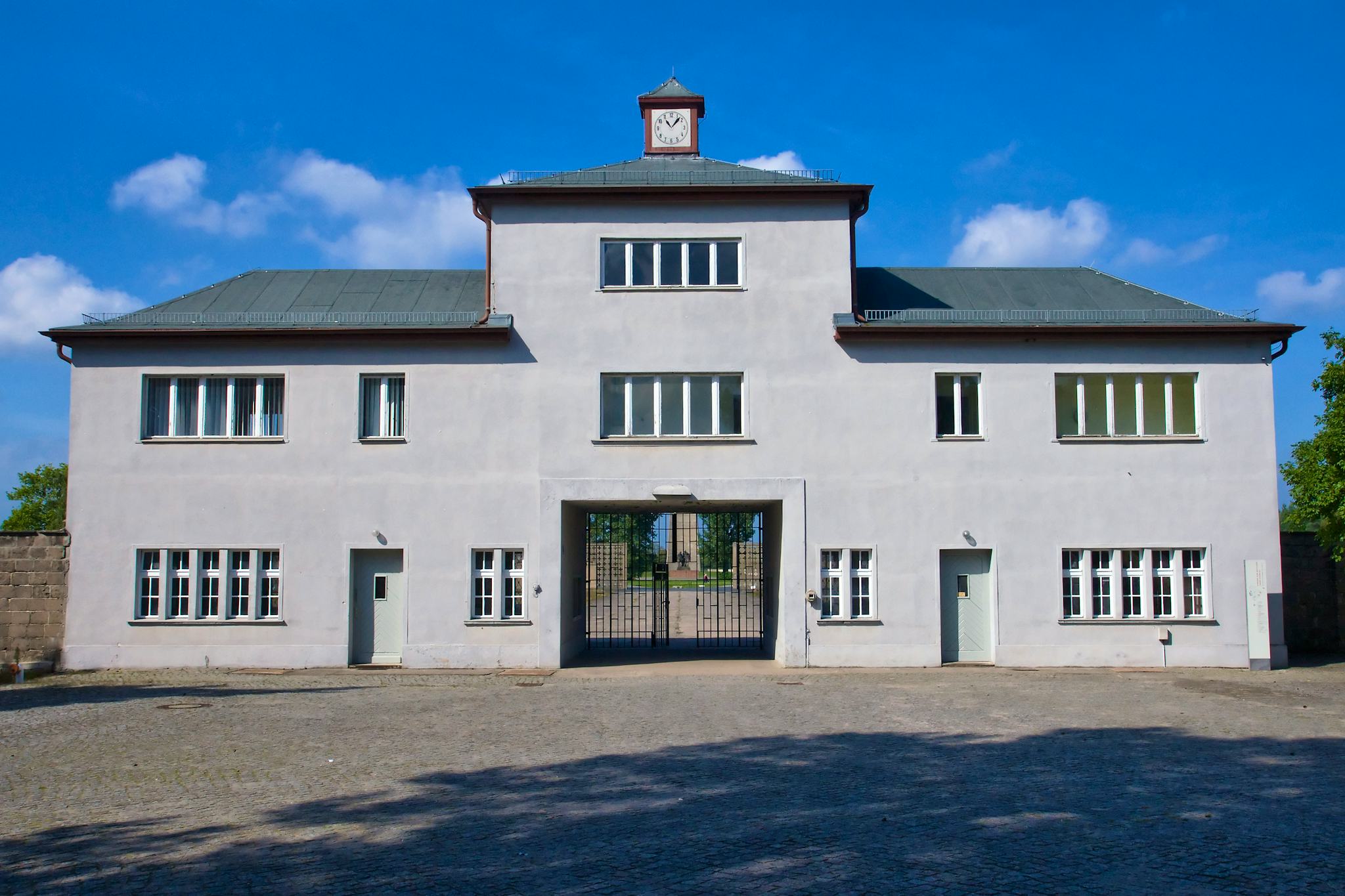 Berlin to the Sachsenhausen Memorial: Private day trip