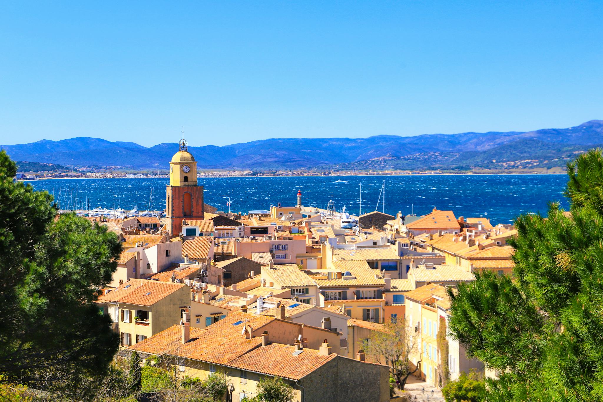 Villefranche-sur-Mer to Saint-Tropez: Private day trip