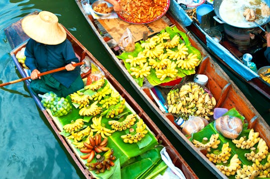 Amphawa Floating Market