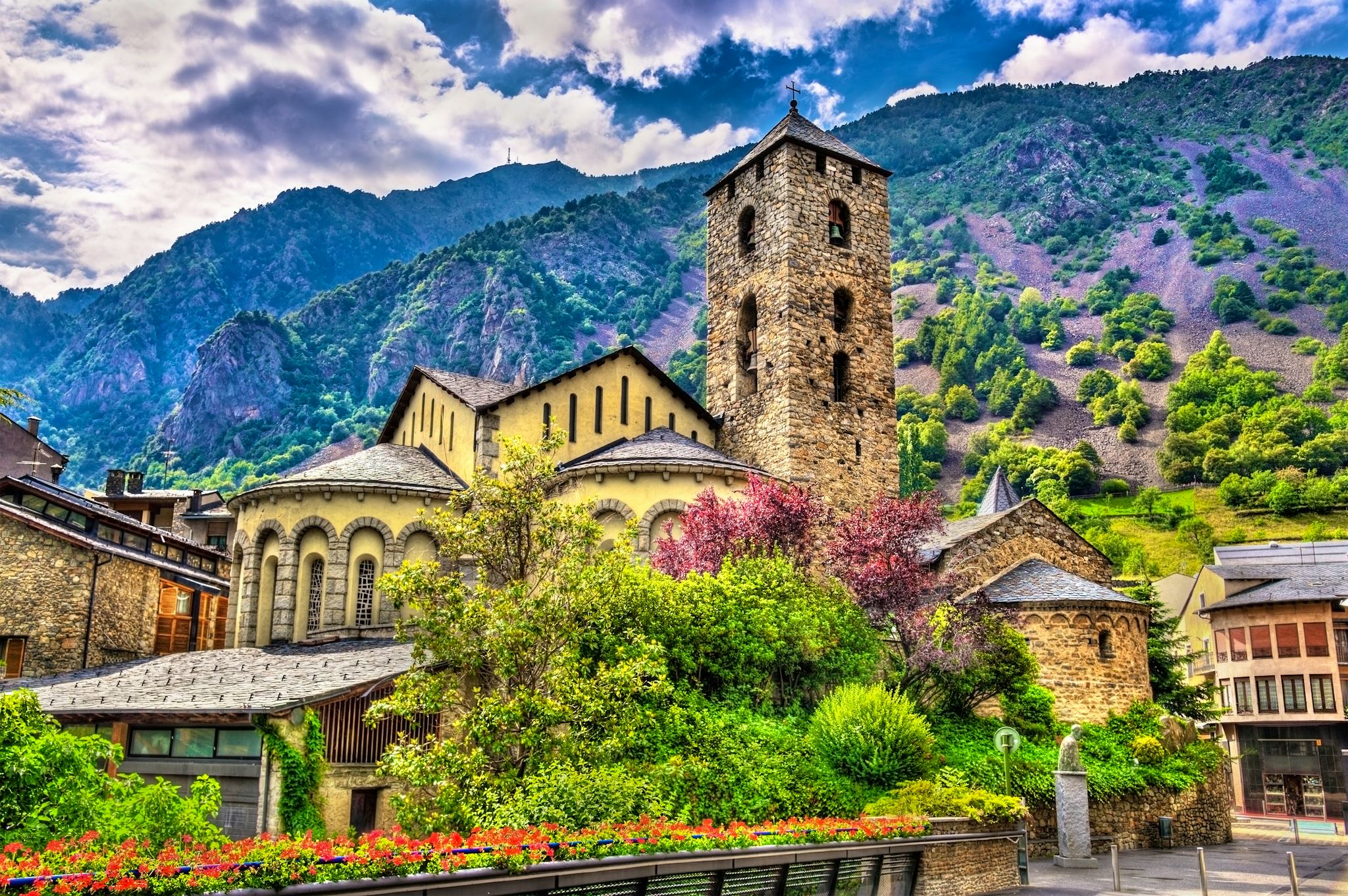 Barcelona to Andorra la Vella: Private day trip
