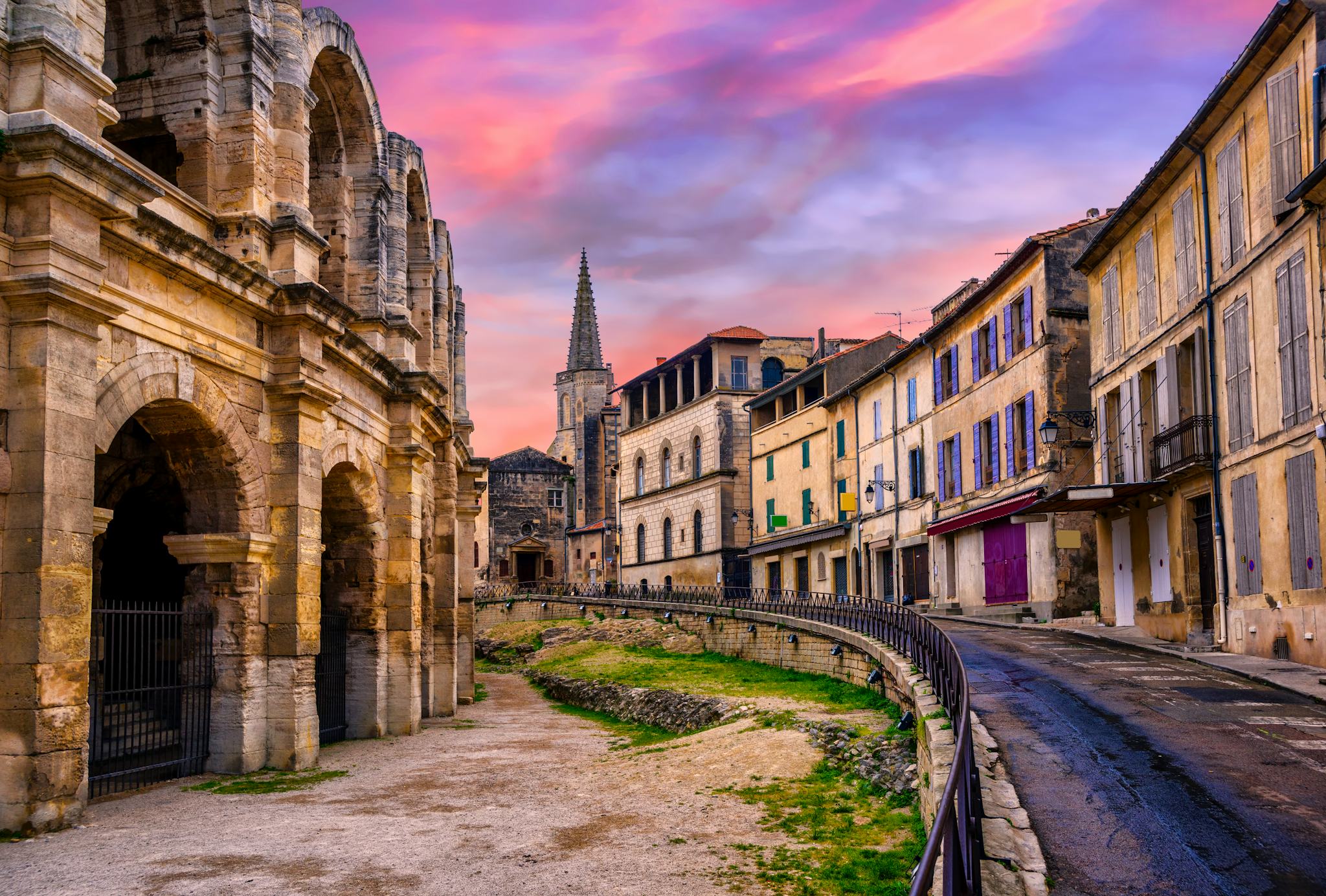 Avignon to Arles: Private day trip