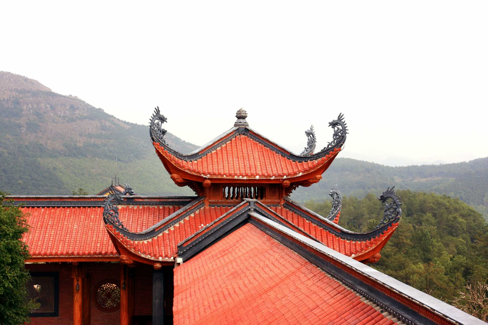 Ba Vang Pagoda