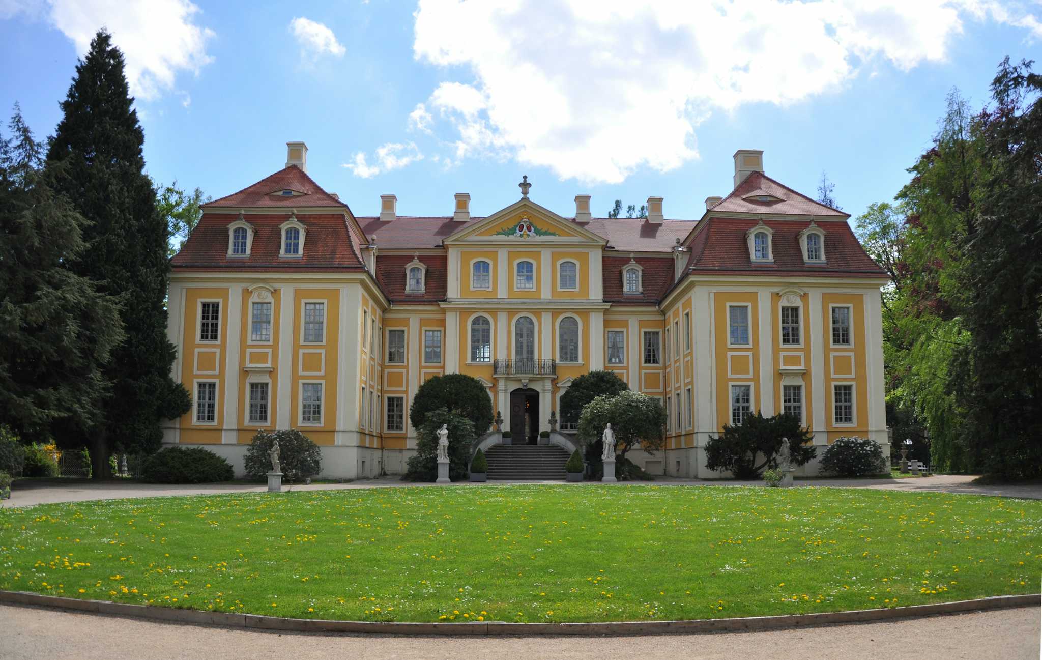 Rammenau Baroque Castle