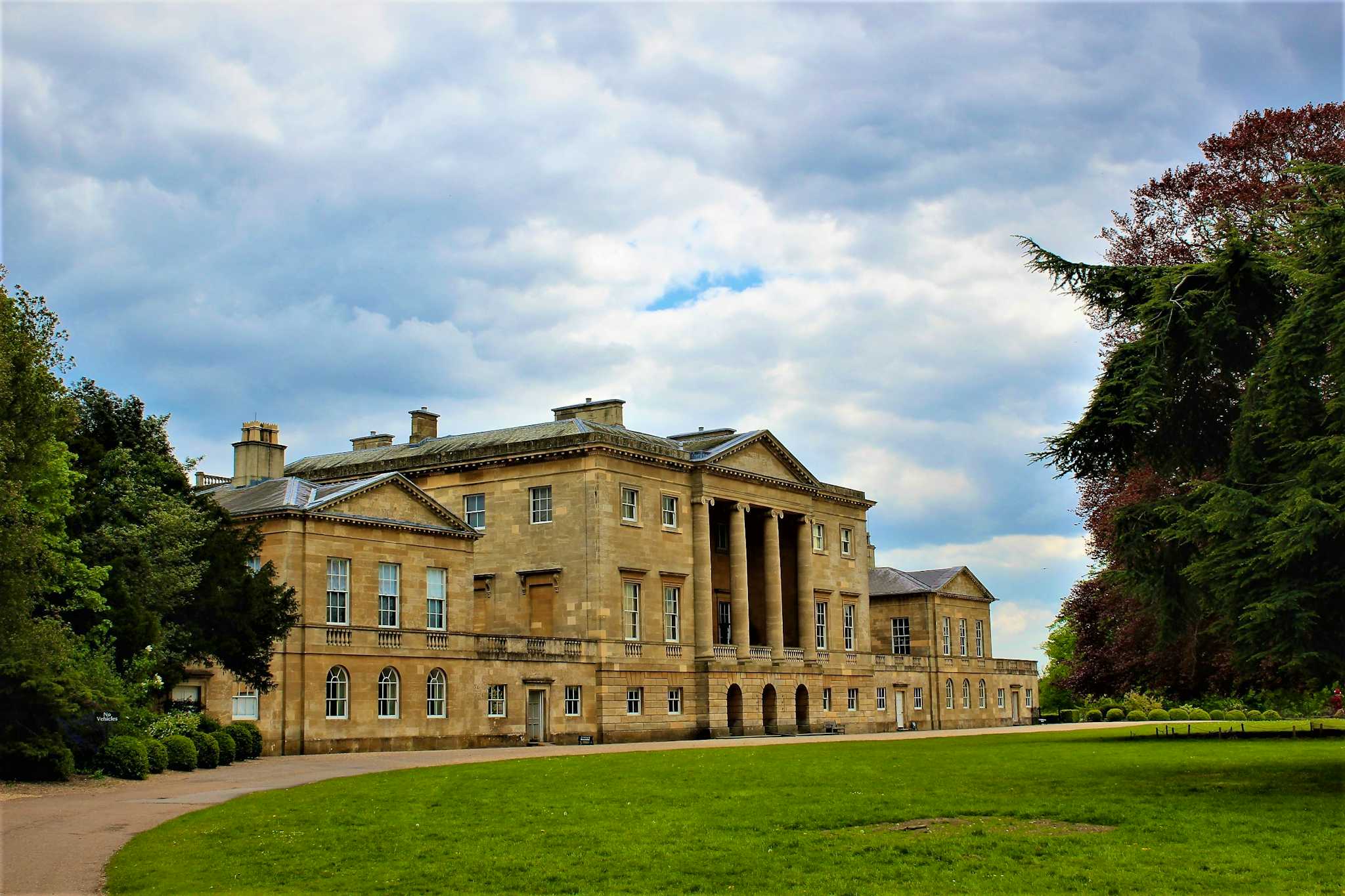 Basildon Park