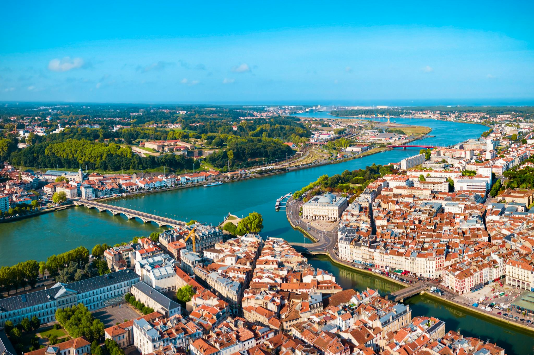 San Sebastian to Bayonne and Biarritz: Private day trip