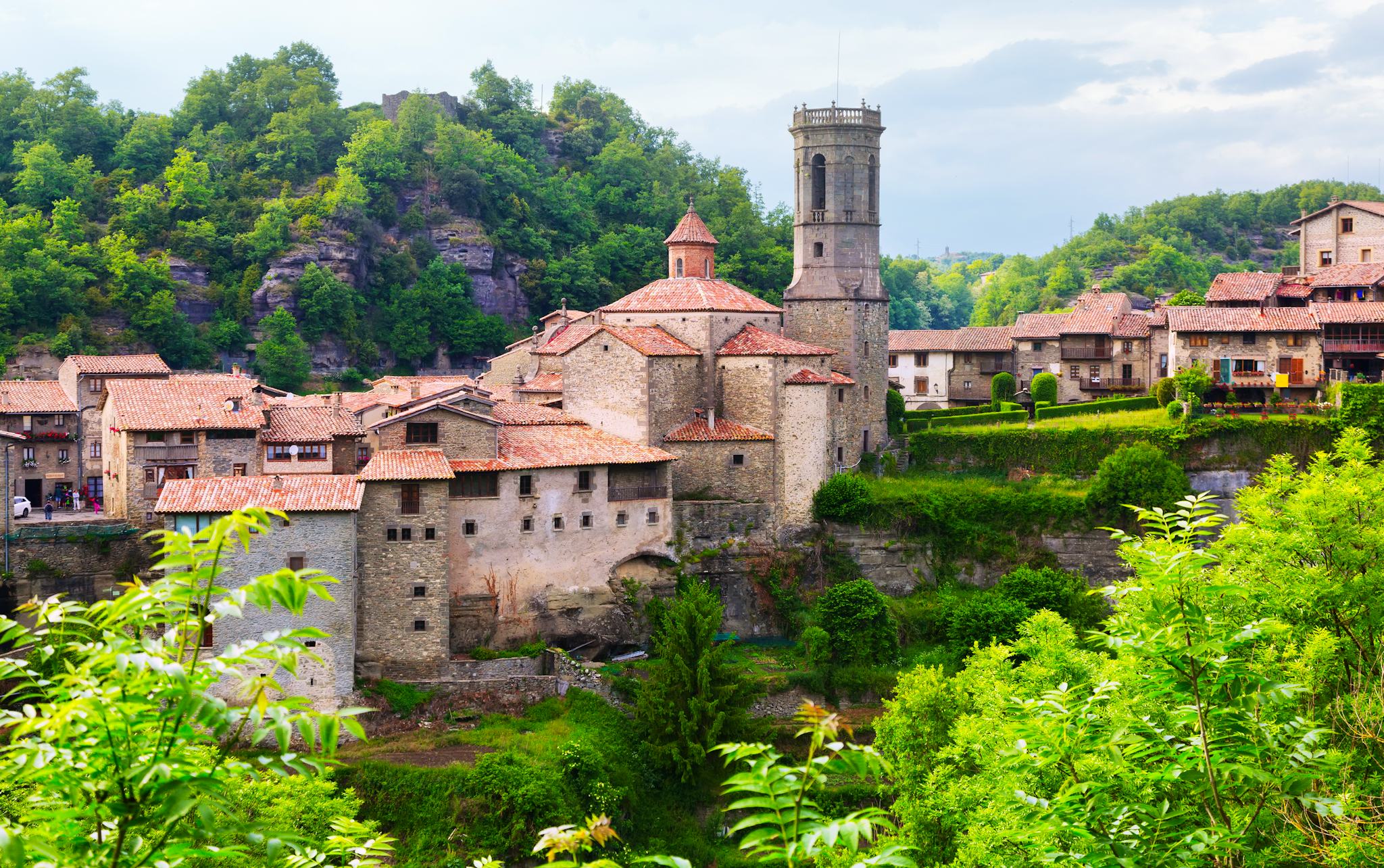 Besalu