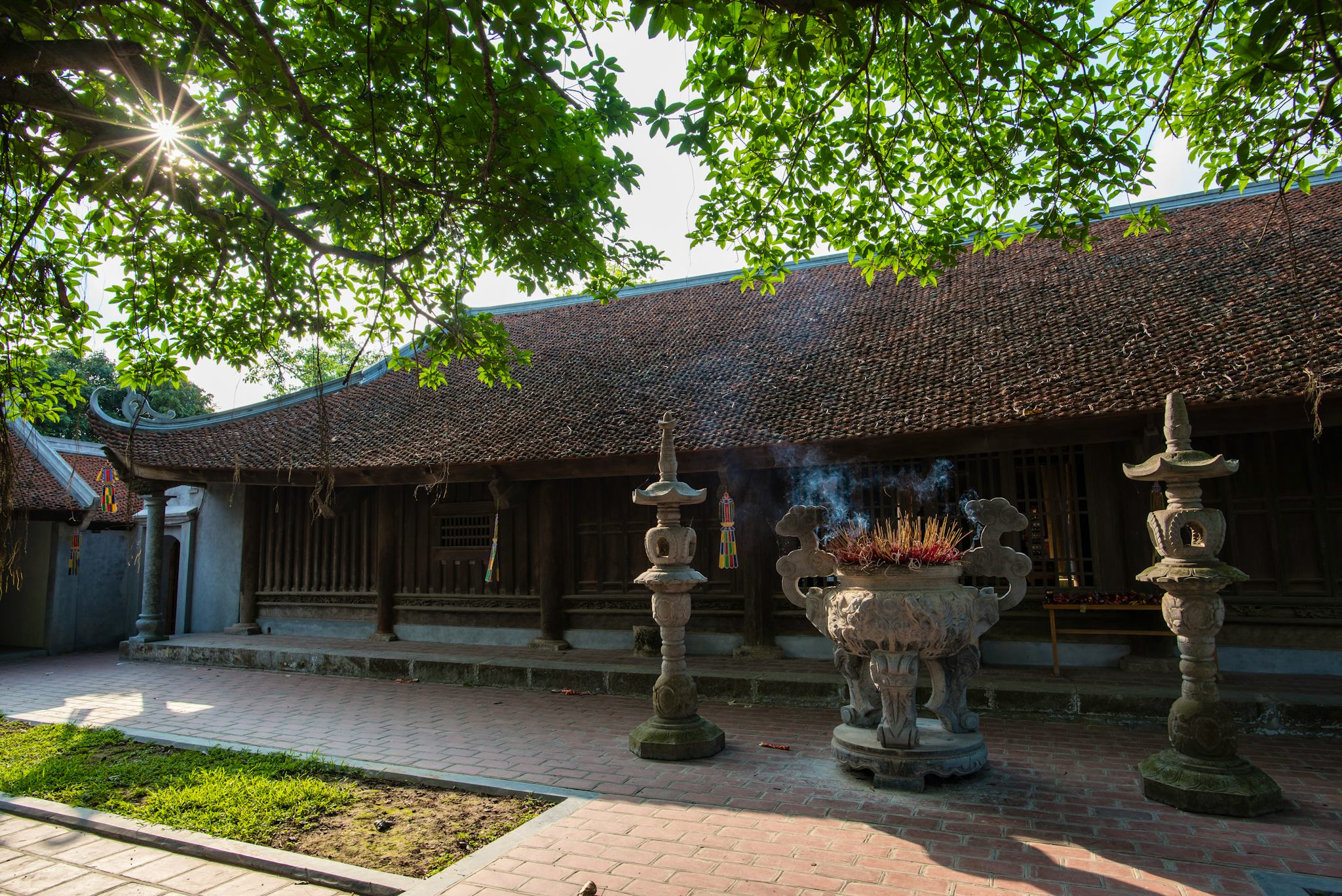 But Thap Pagoda