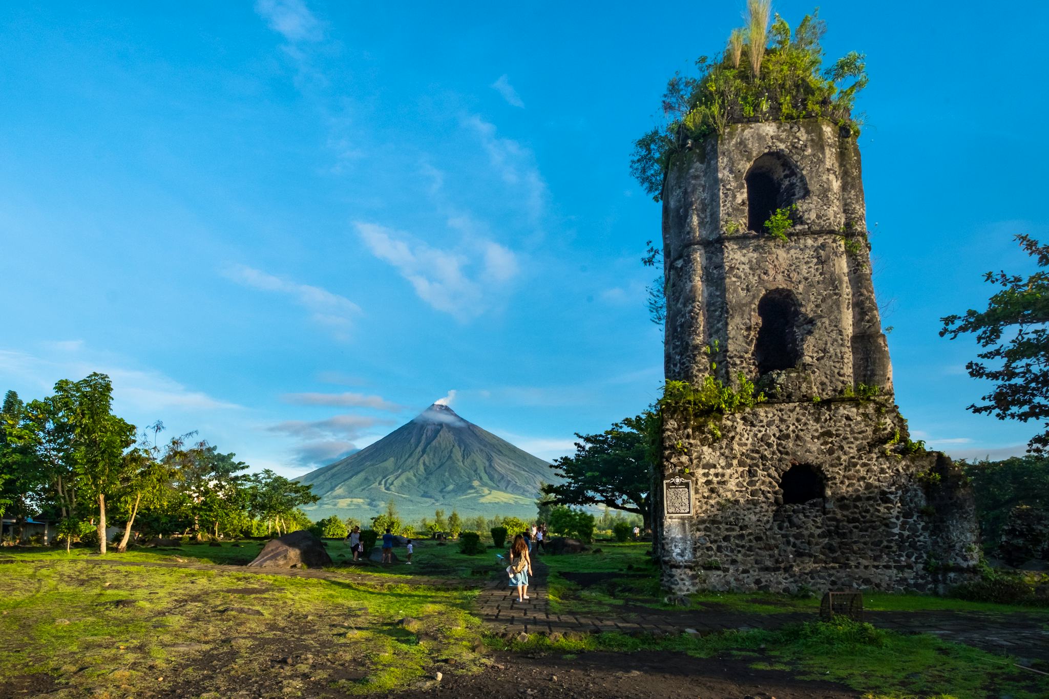 Cagsawa Ruins