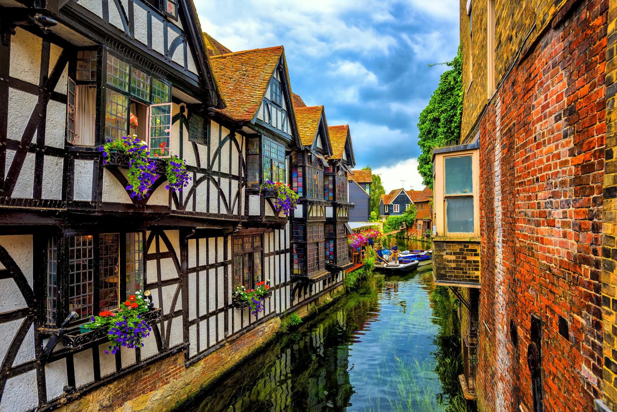 London Heathrow to Canterbury and Leeds: Private day trip