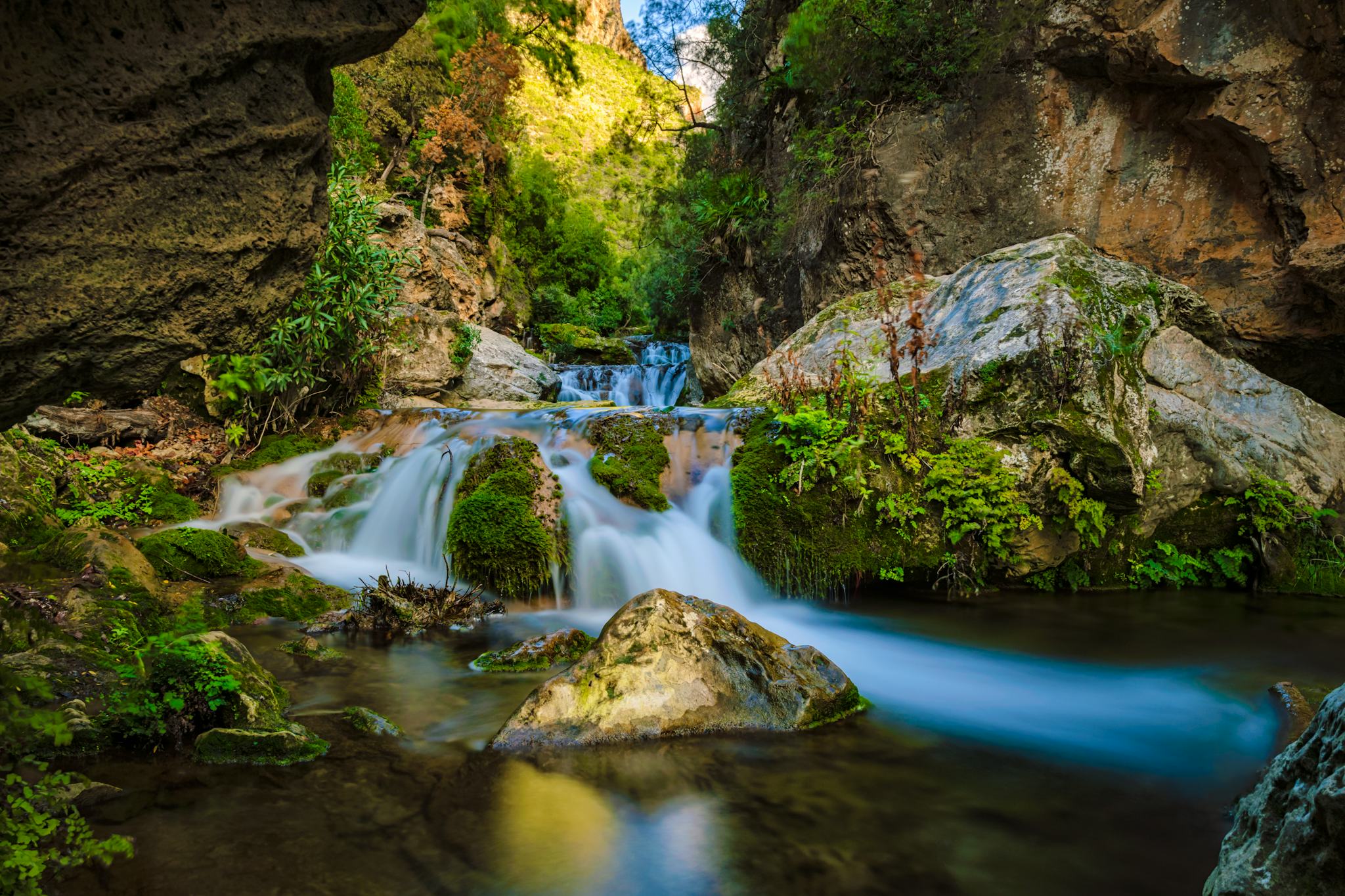 Tangier to Chefchaouen and Cascades d'Akchour: Day trip