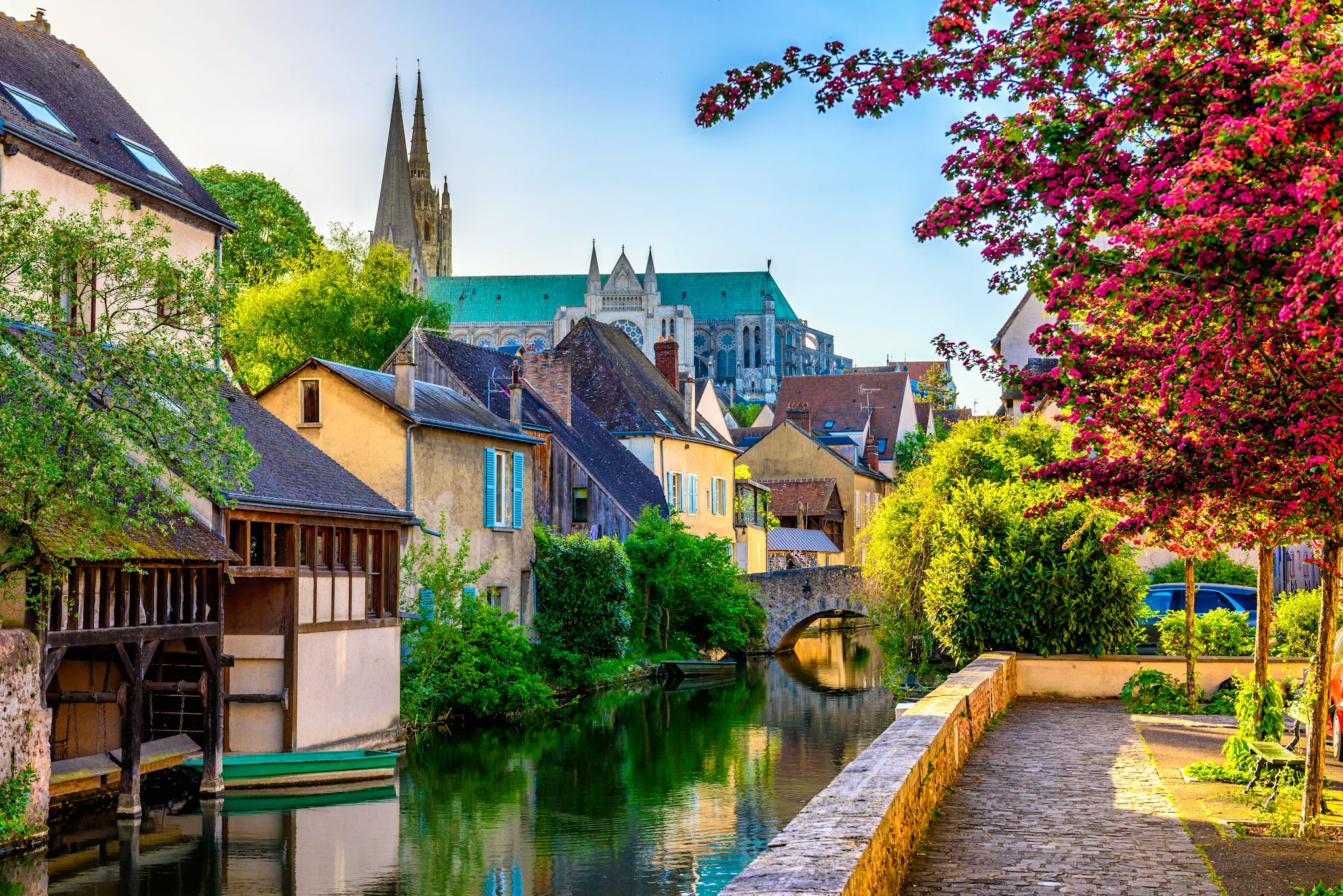 CDG Airport to Chartres and Maintenon: Private day trip