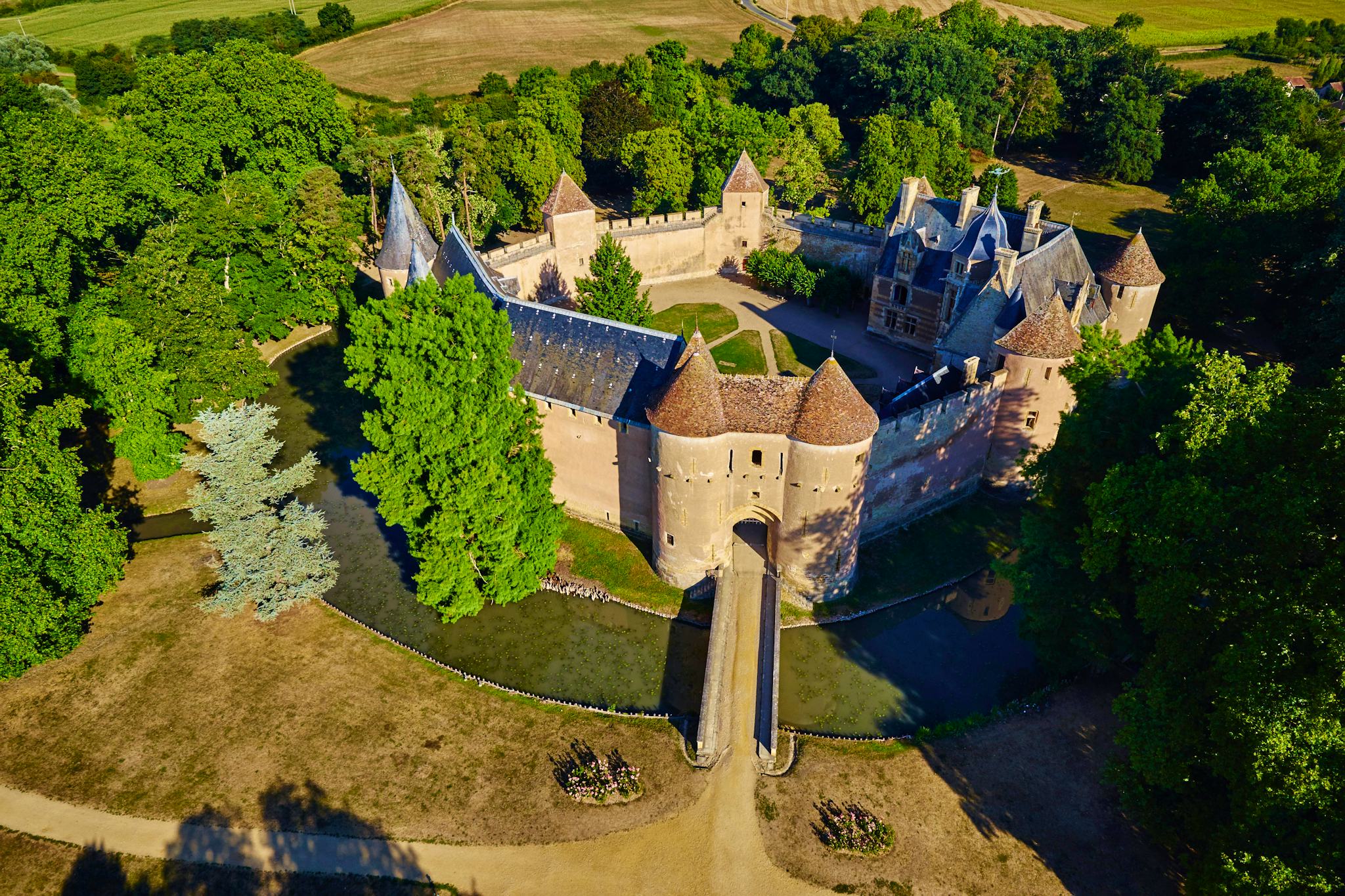 Chateau d’Ainay-le-Vieil