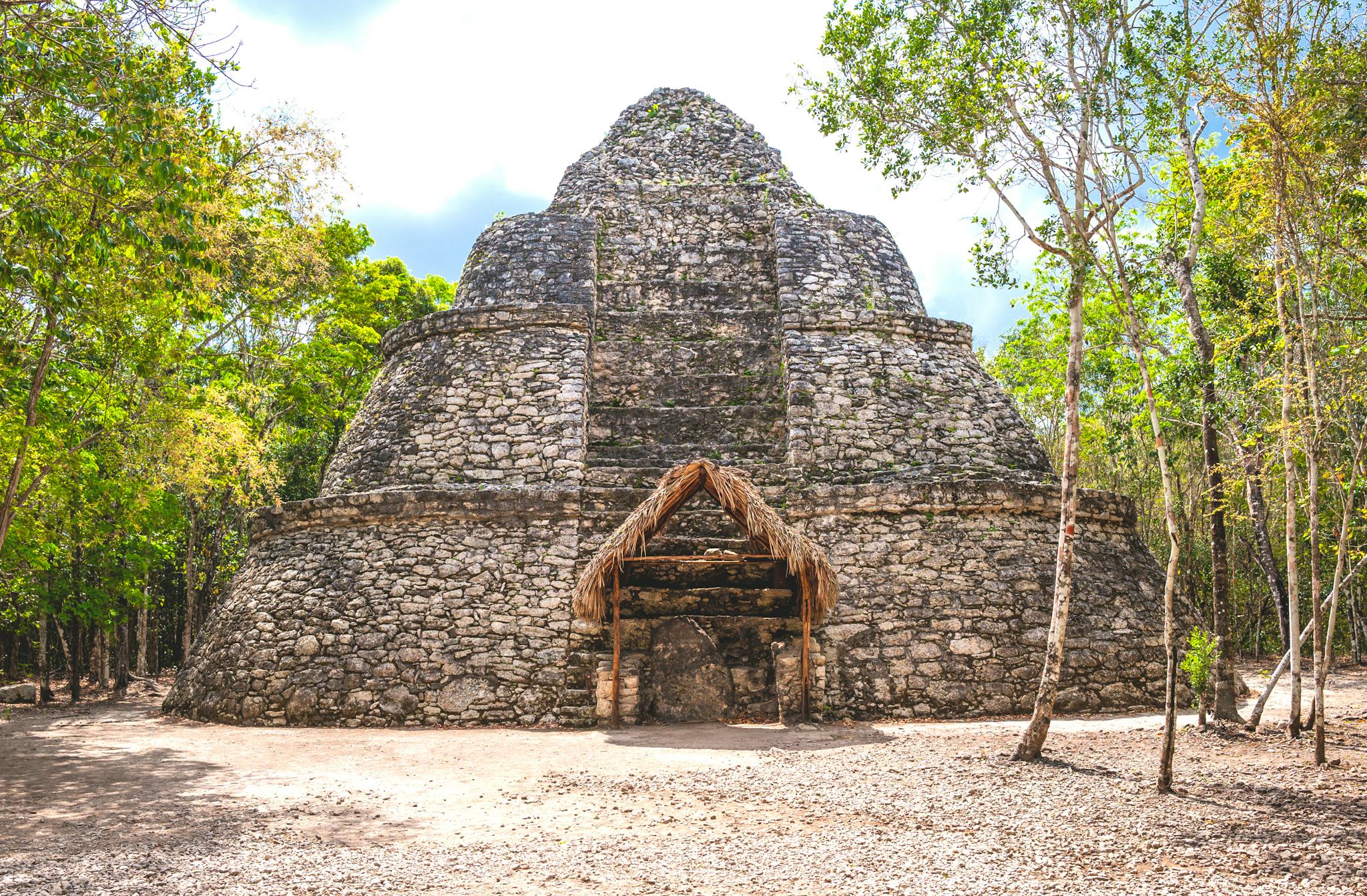 Cancun to Coba and Cenote Yokdzonot: Guided day tour