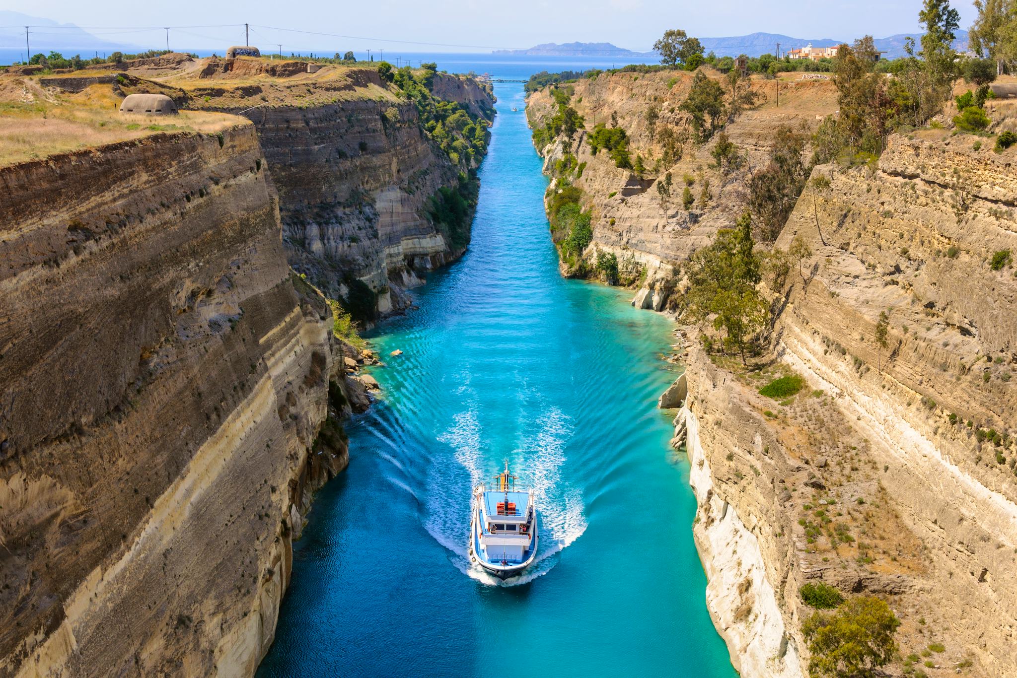 Piraeus to The Corinth Canal and Nafplio: Private day trip