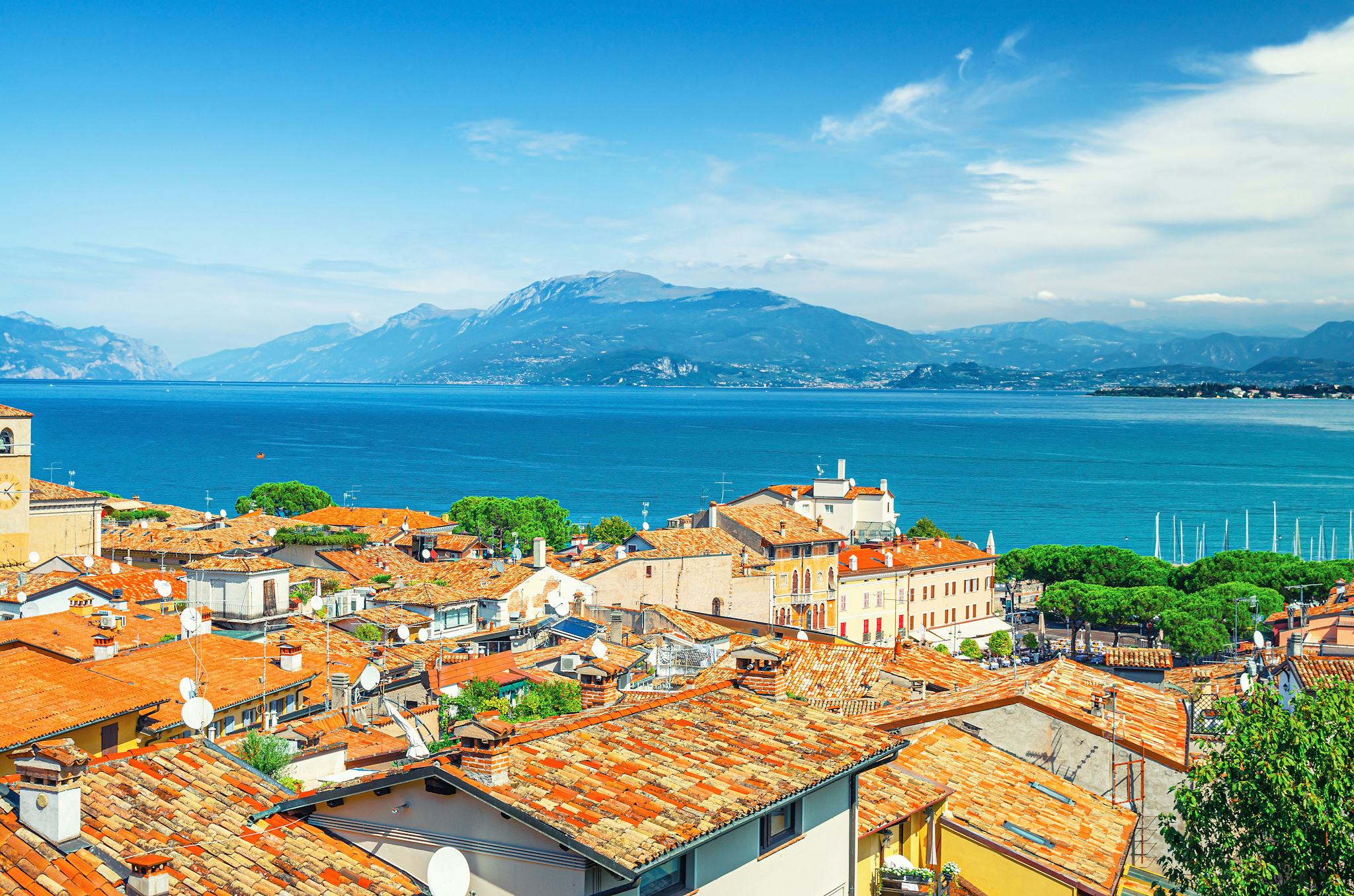 Malpensa Airport to Desenzano: Private day trip hero image
