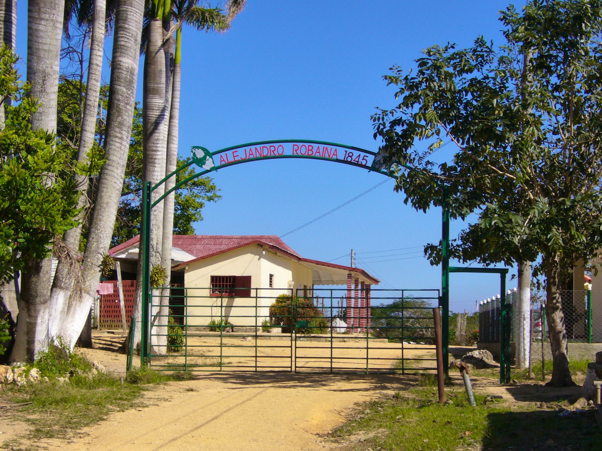 El Pinar Robaina Tobacco Farm