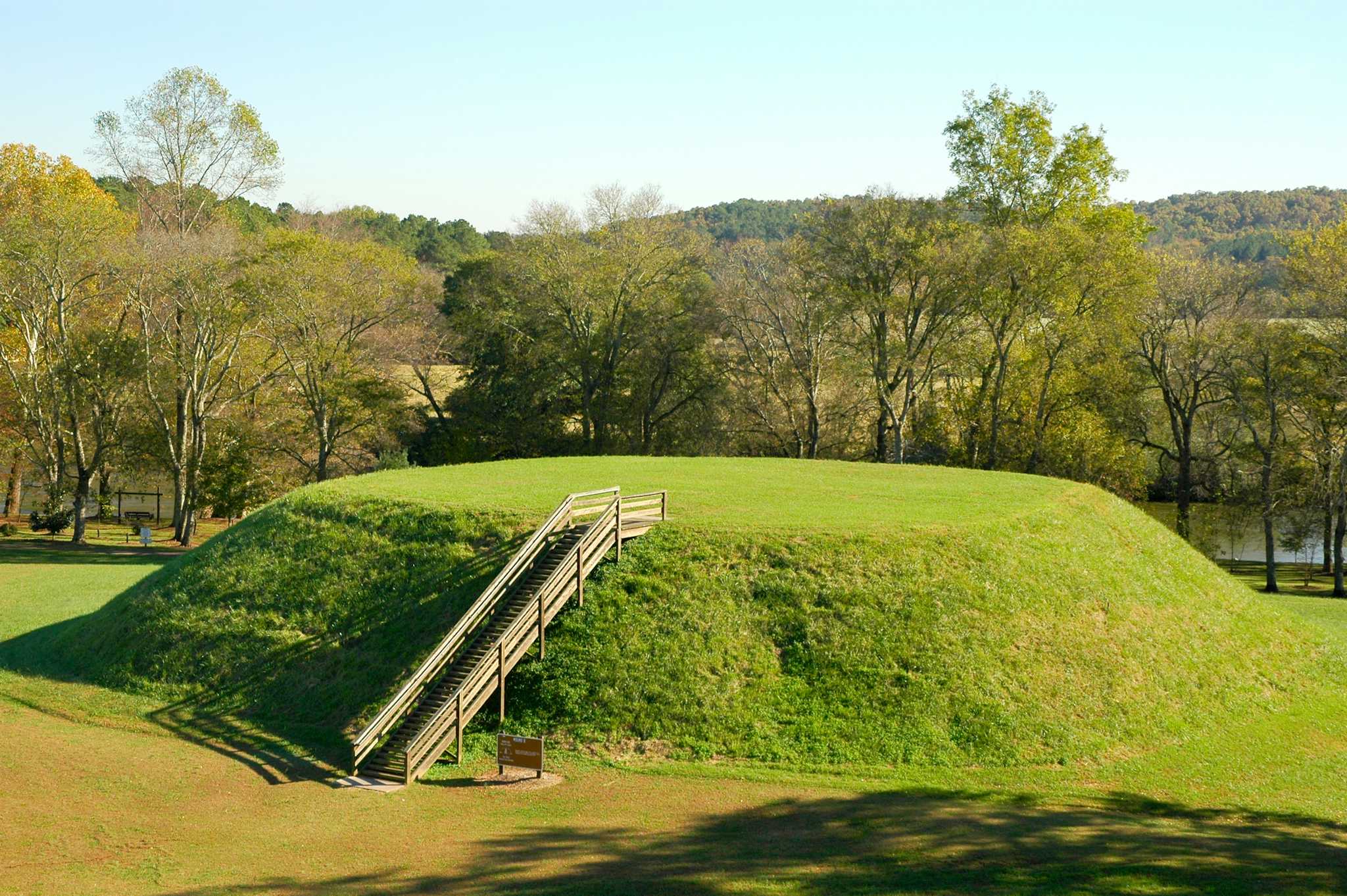 Etowah Indian Mounds Historic Site