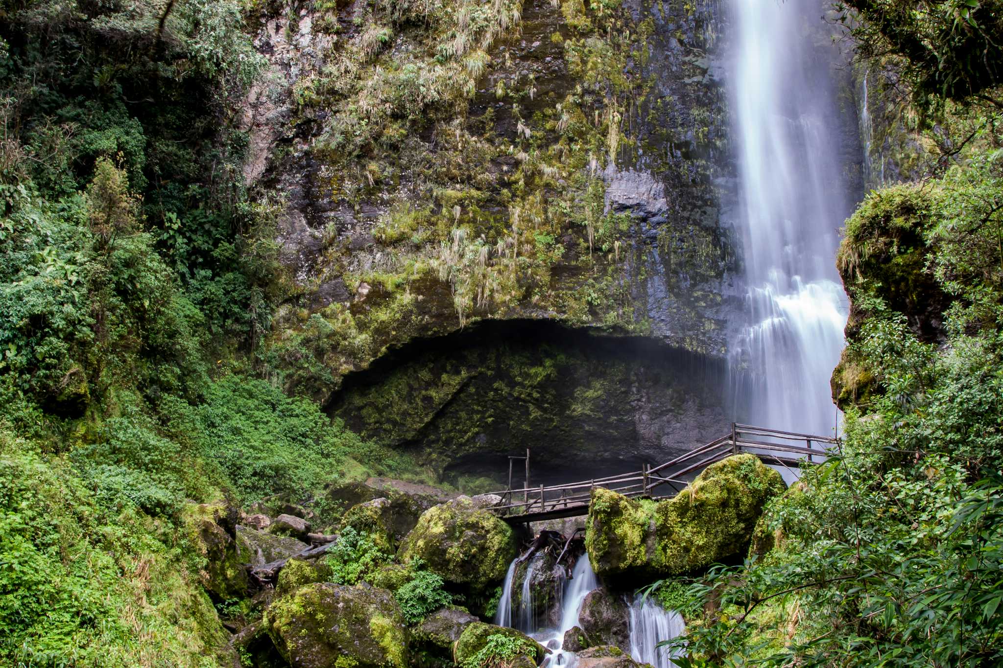 Giron Waterfalls