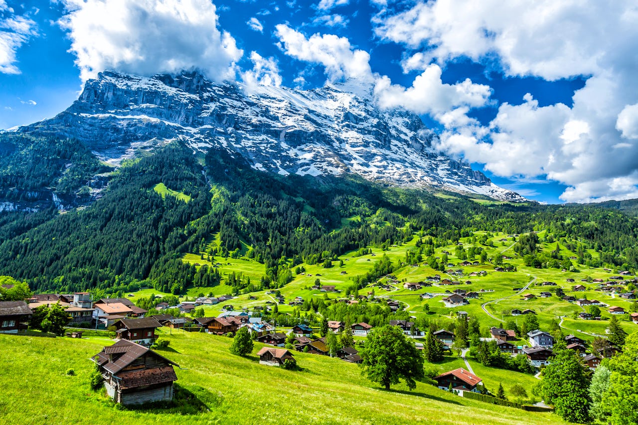 Zurich to Grindelwald from Private Car Transfer in 2 Hours