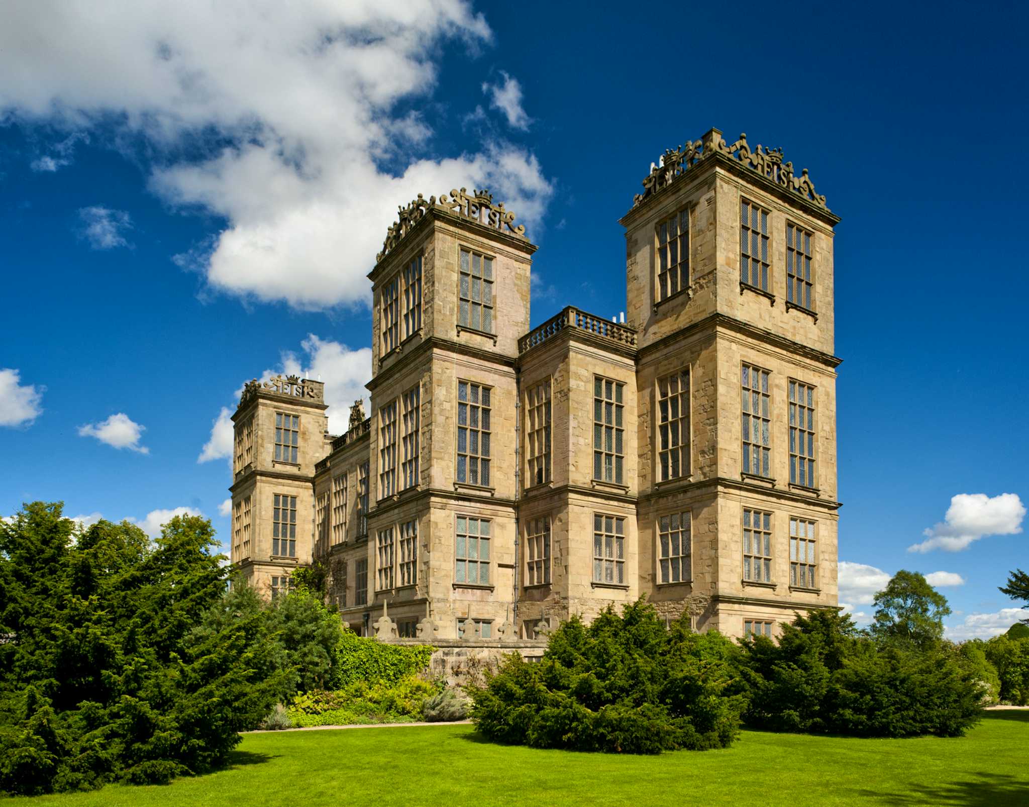 Hardwick Hall y Jardines