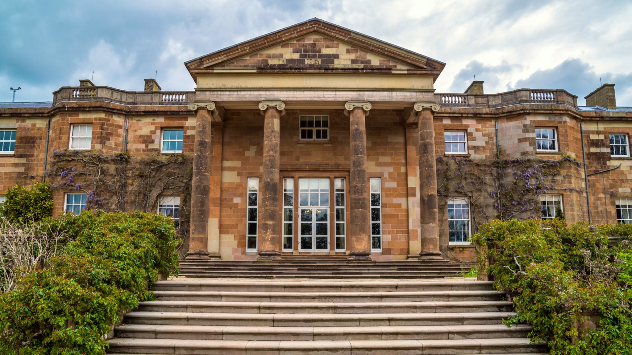 Sizergh Castle to Hillsborough Castle and Gardens