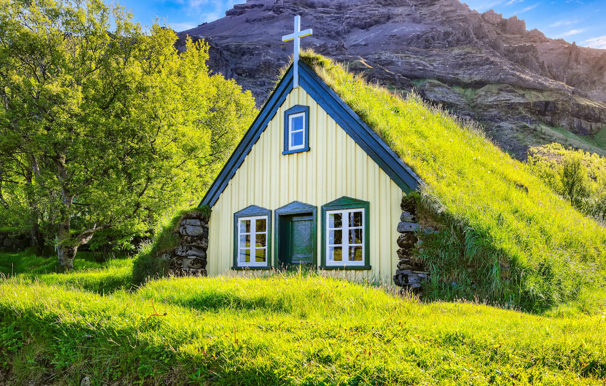 Hofskirkja