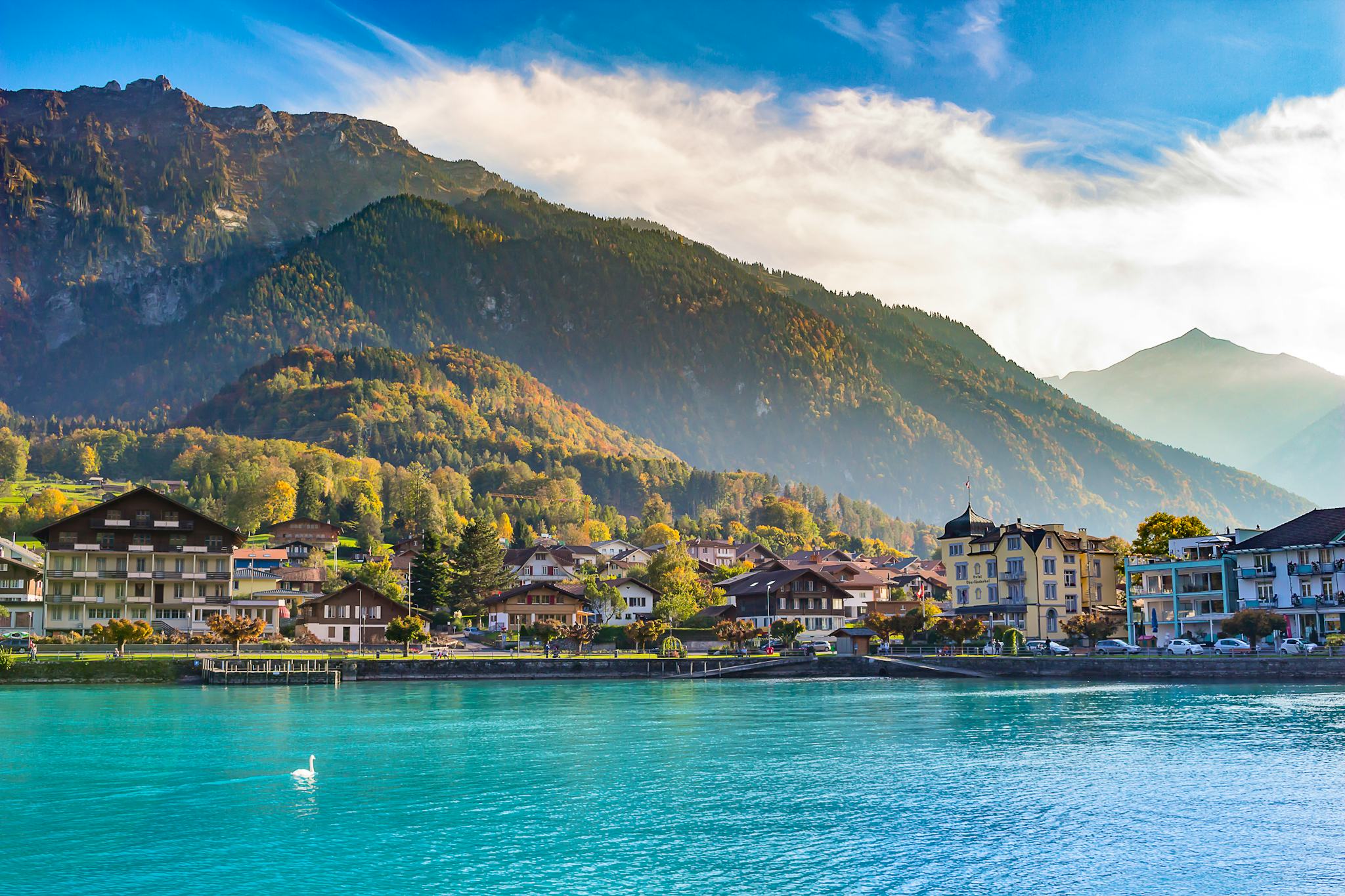 Geneva to Interlaken and Lauterbrunnen: Private day trip