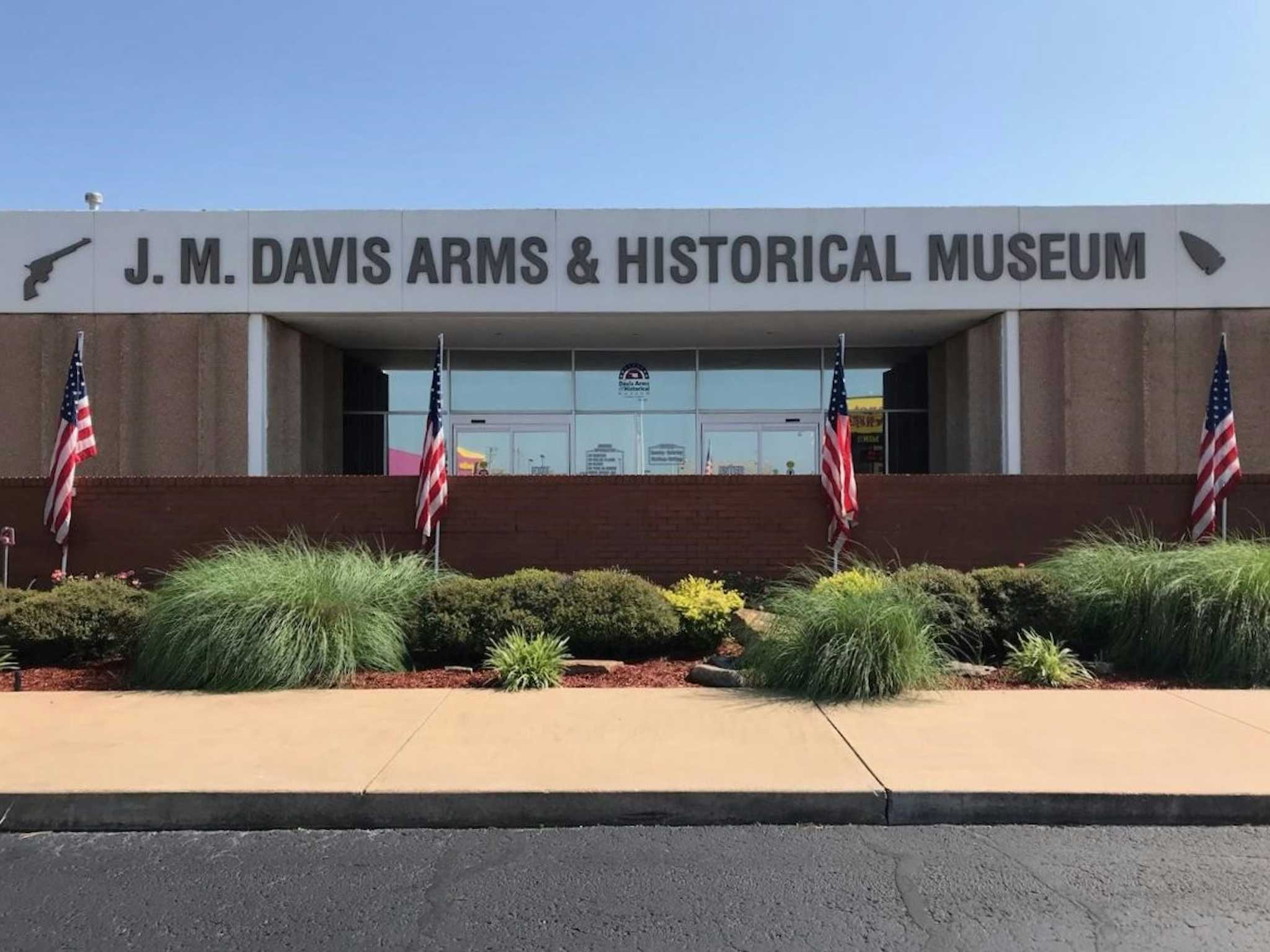 J.M. Davis Arms & Historical Museum