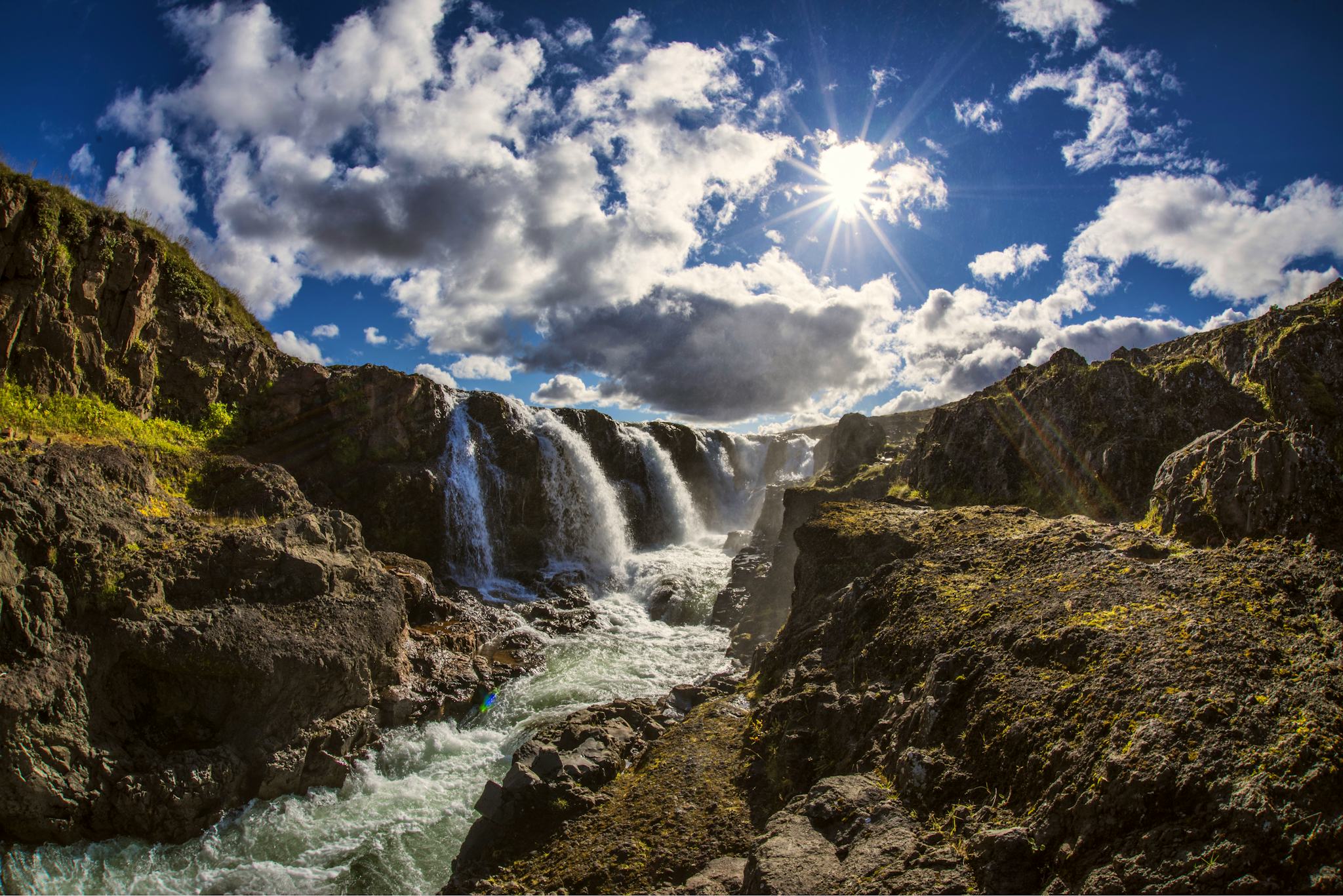 Kolugljúfur-Wasserfall