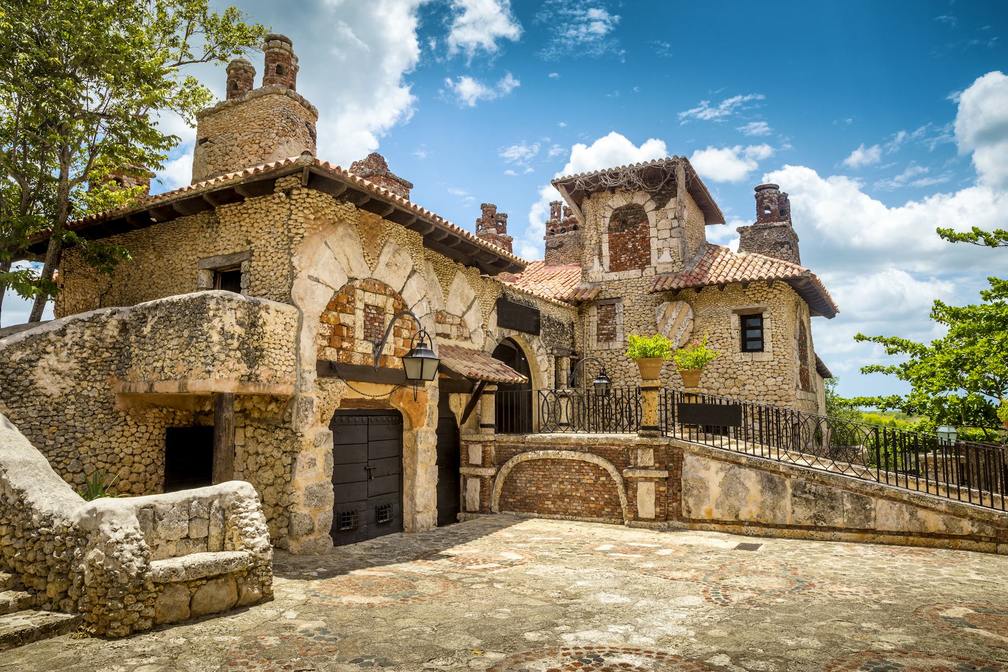 Santo Domingo to Mediterranean Villages: Private day trip