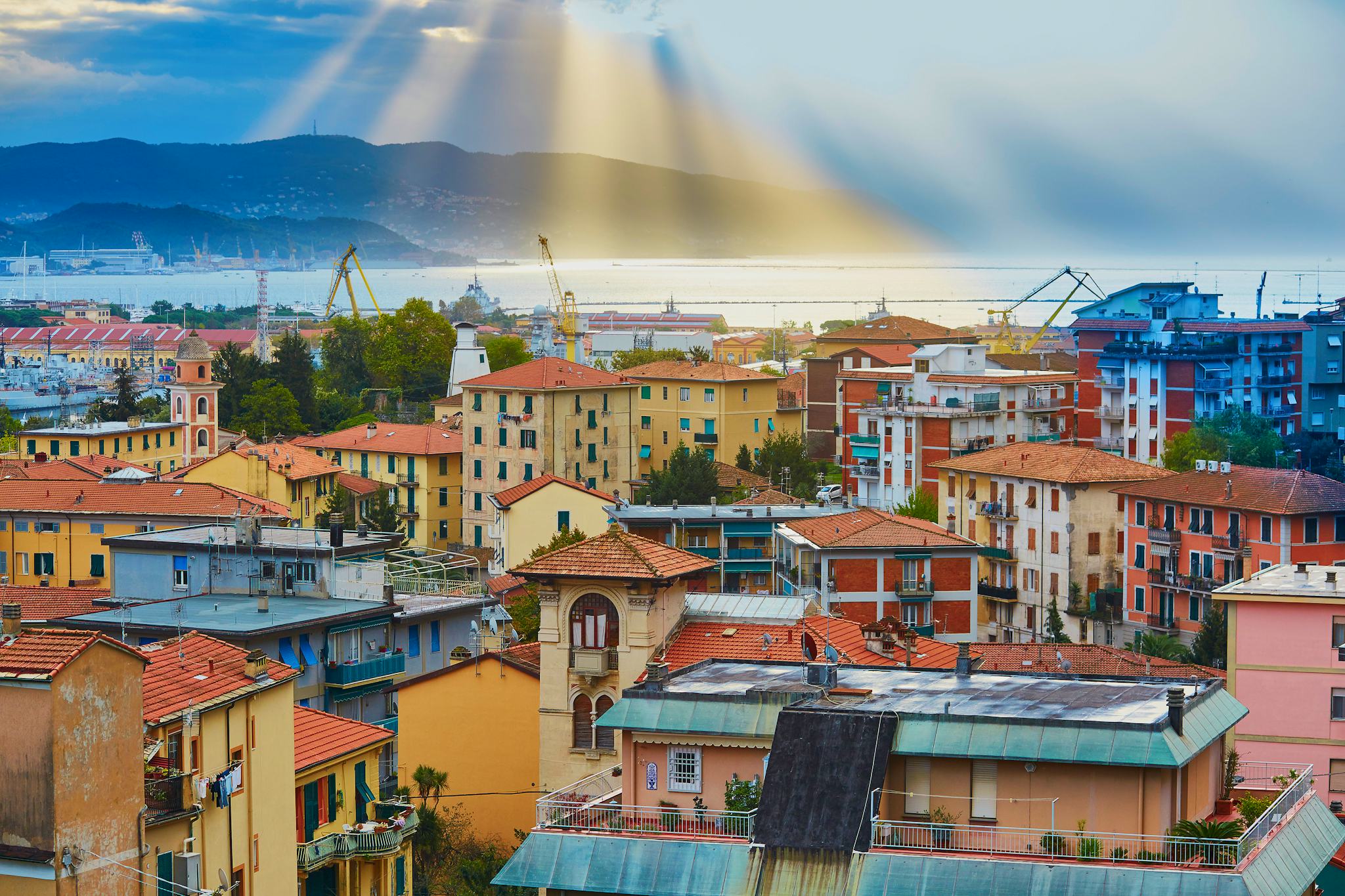 Lucca to La Spezia and Portovenere: Private day trip