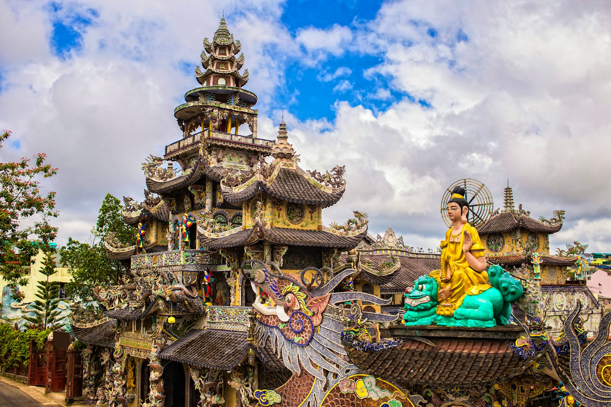 Linh Phuoc Pagoda