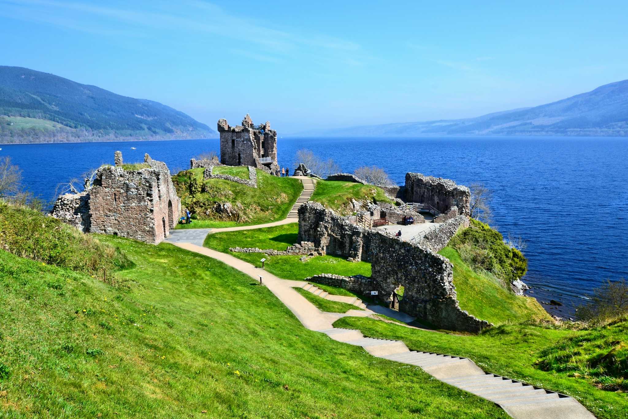 Loch Ness & Urquhart Castle