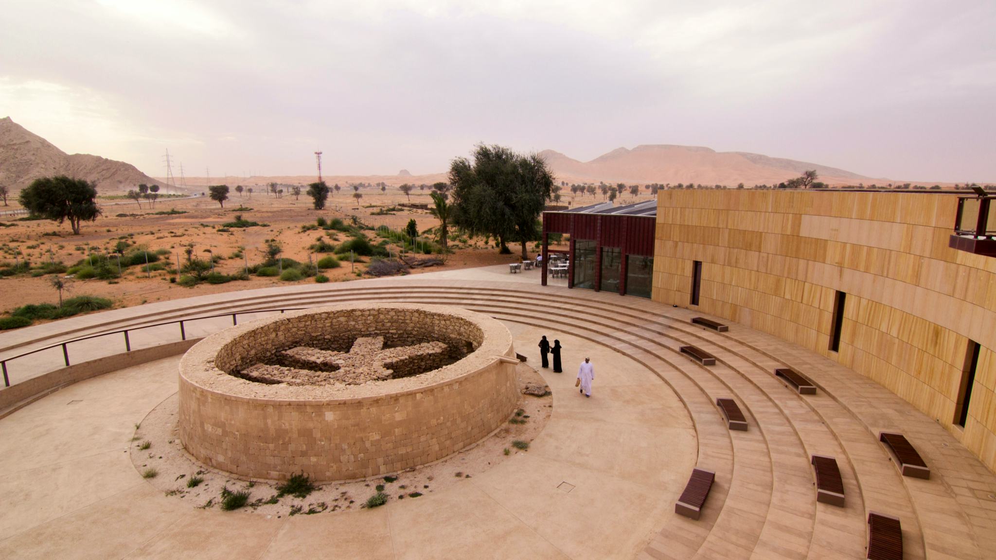 Dubai to Mleiha and Al Noor Mosque: Private day trip