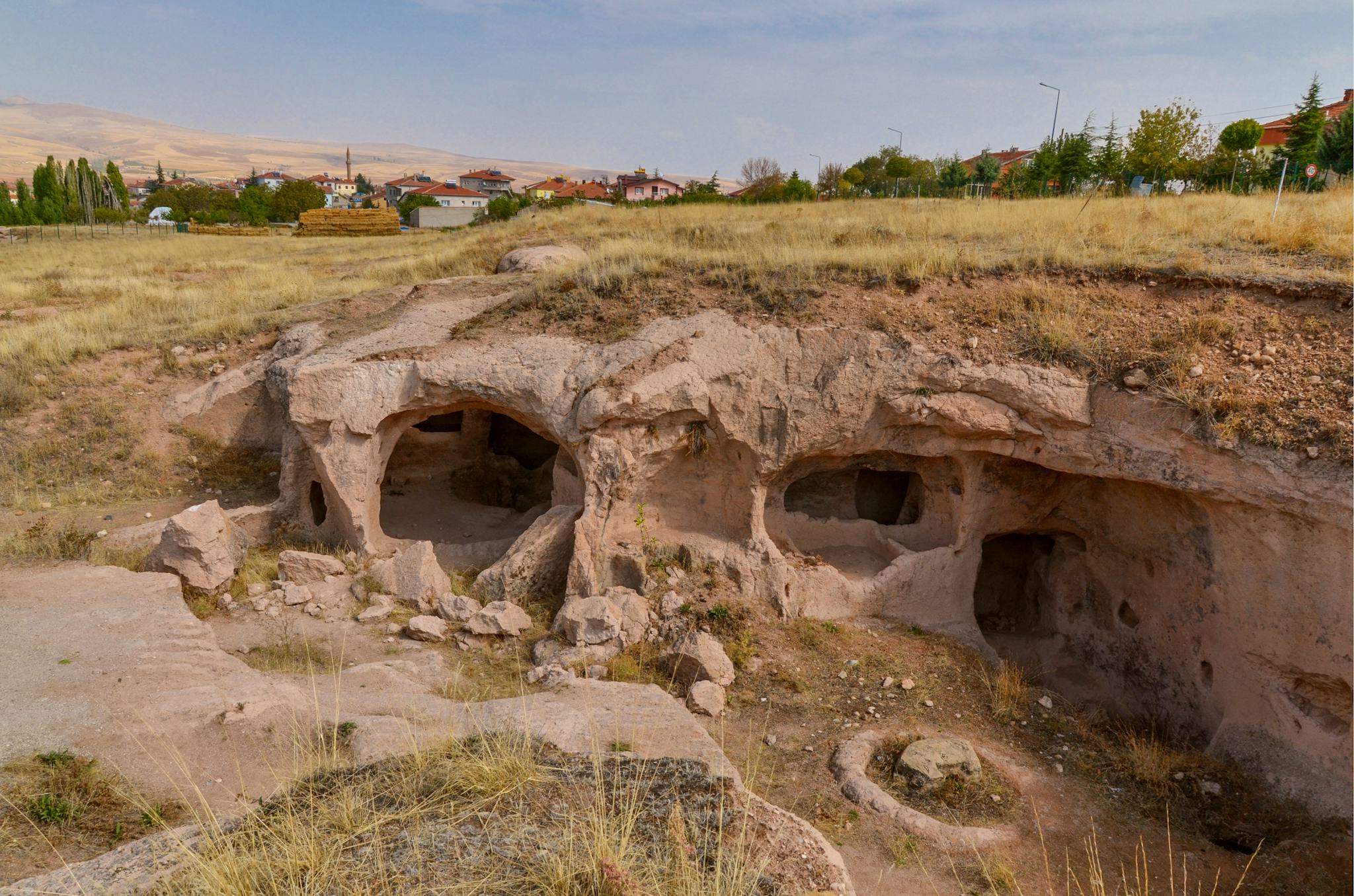 Ozkonak Underground City