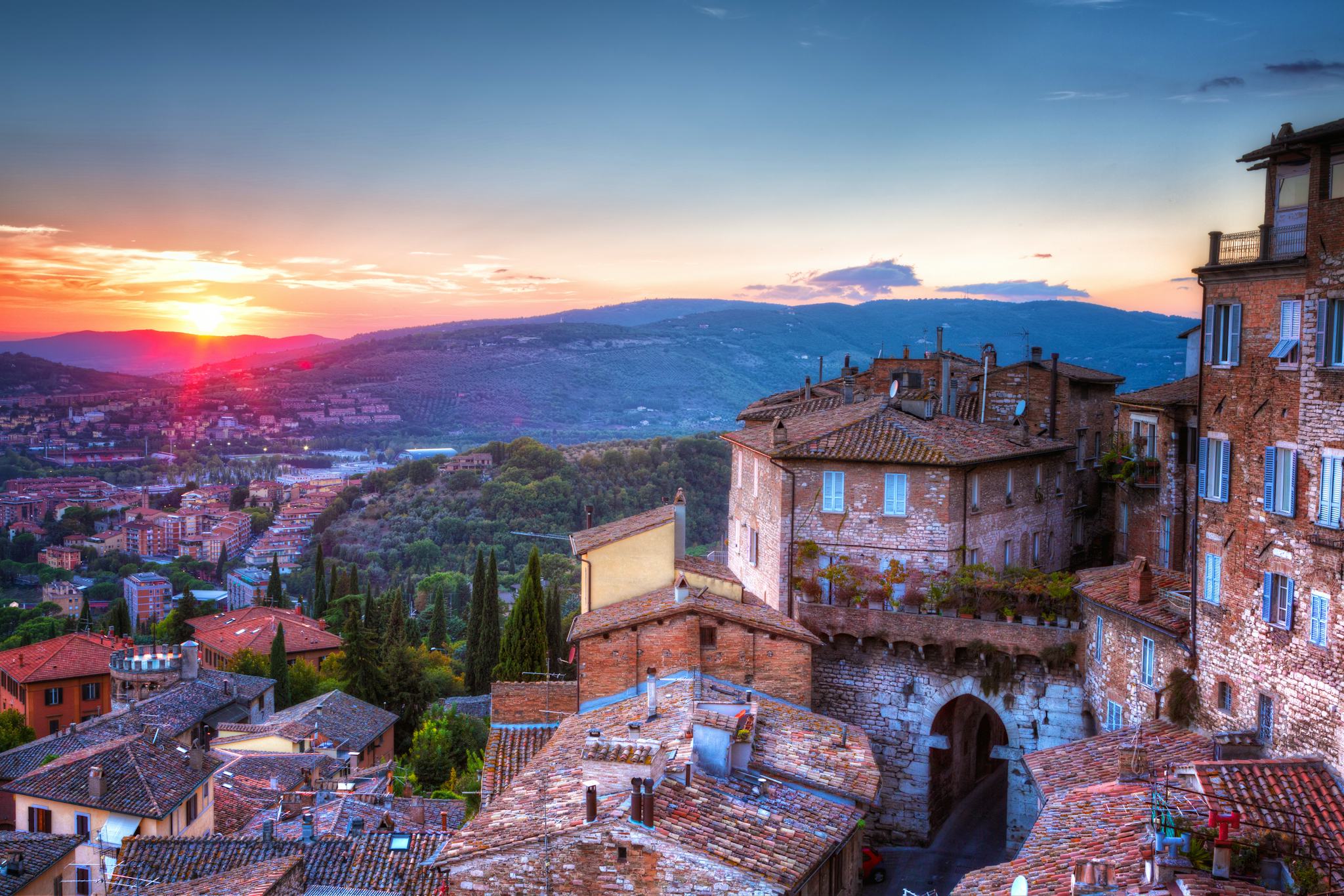Cortona to Perugia: Private day trip