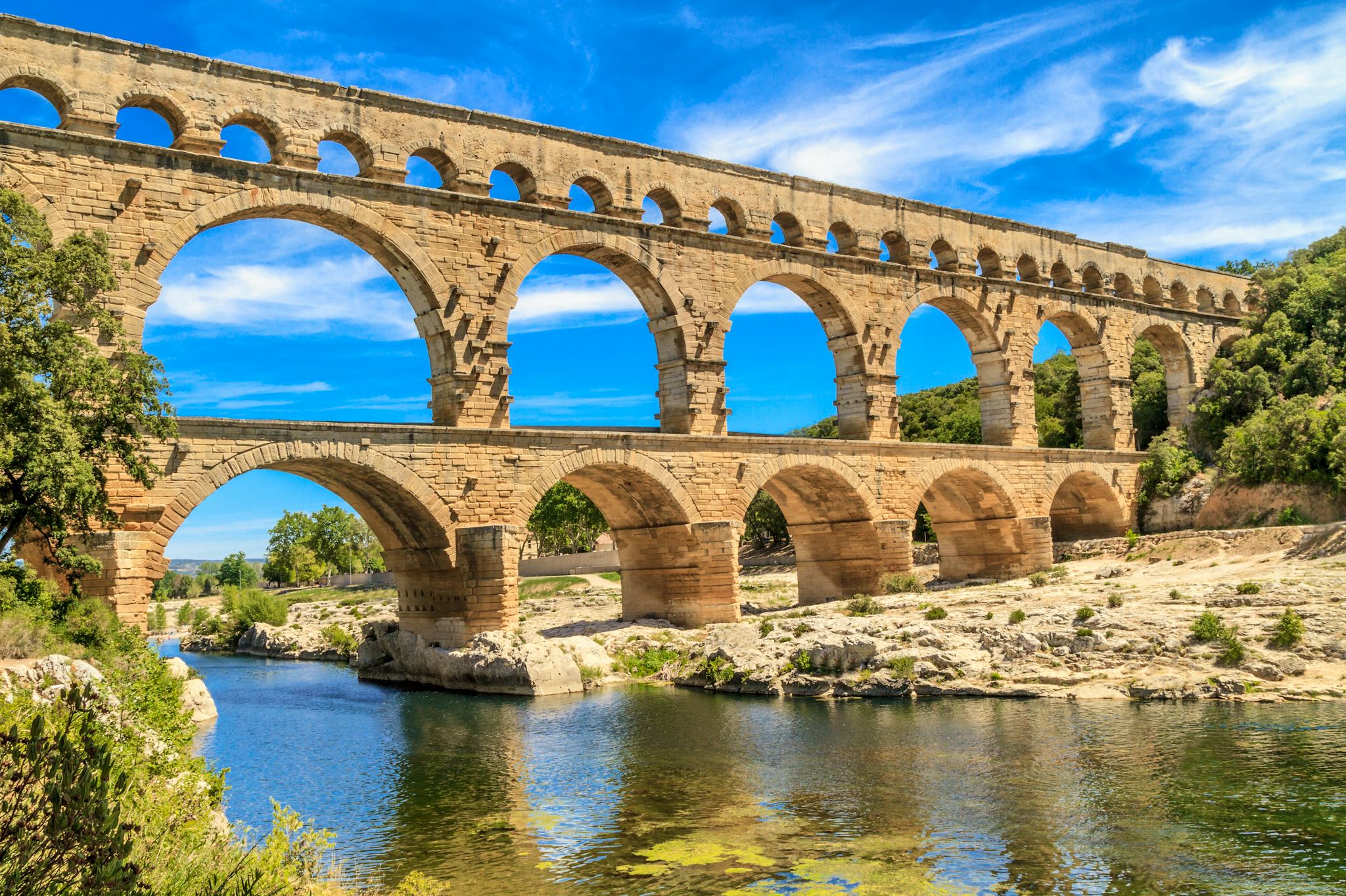 Avignon to Pont du Gard and Uzes: Private day trip