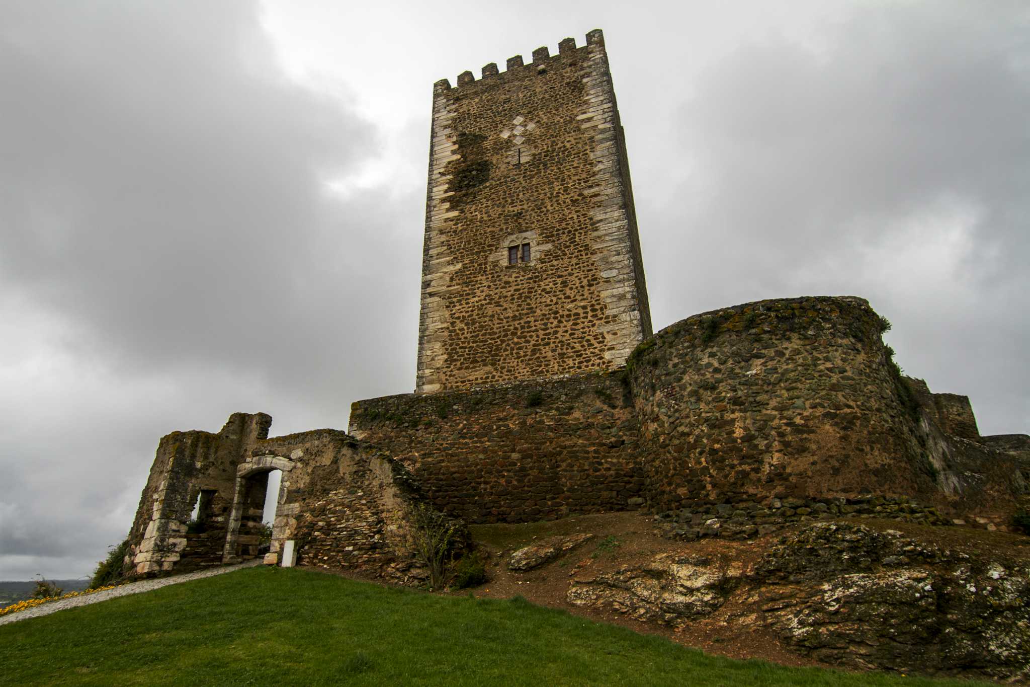 Castle of Portel