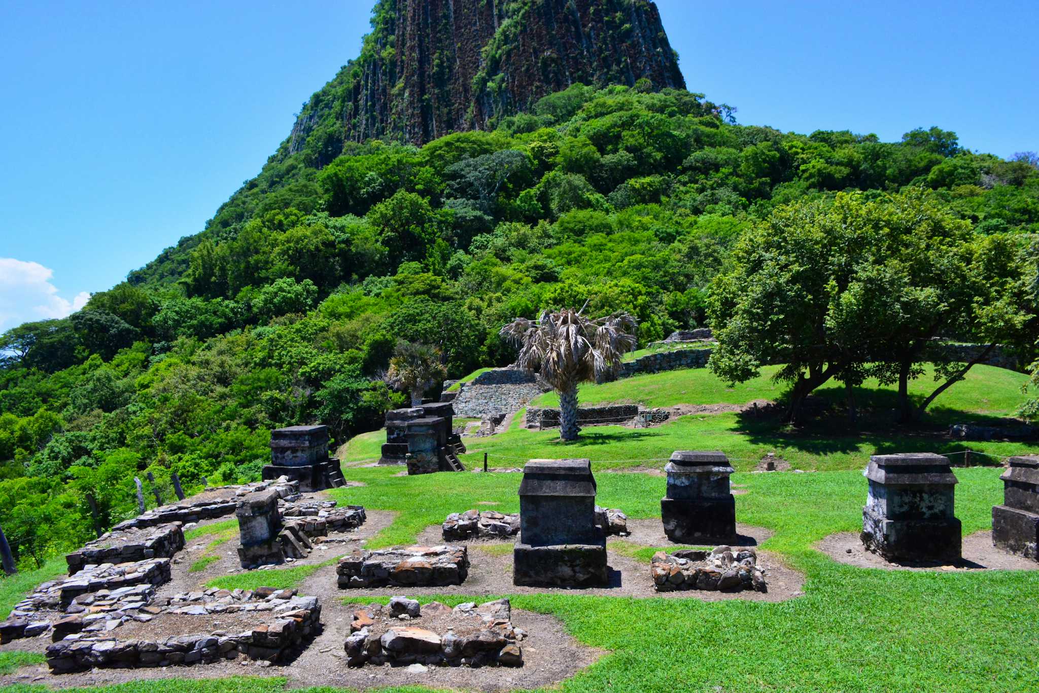 Quiahuiztlan Archeological Zone