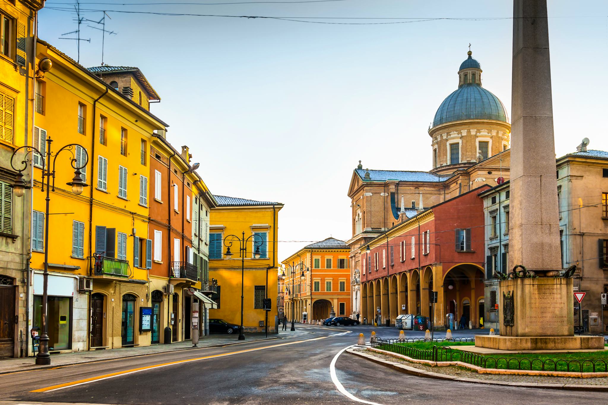 Bologna to Parma and Reggio Emilia: Private day trip