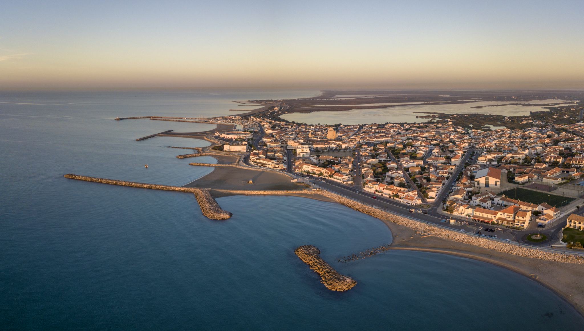 Montpellier to Saintes-Maries and Aigues-Mortes: Day trip